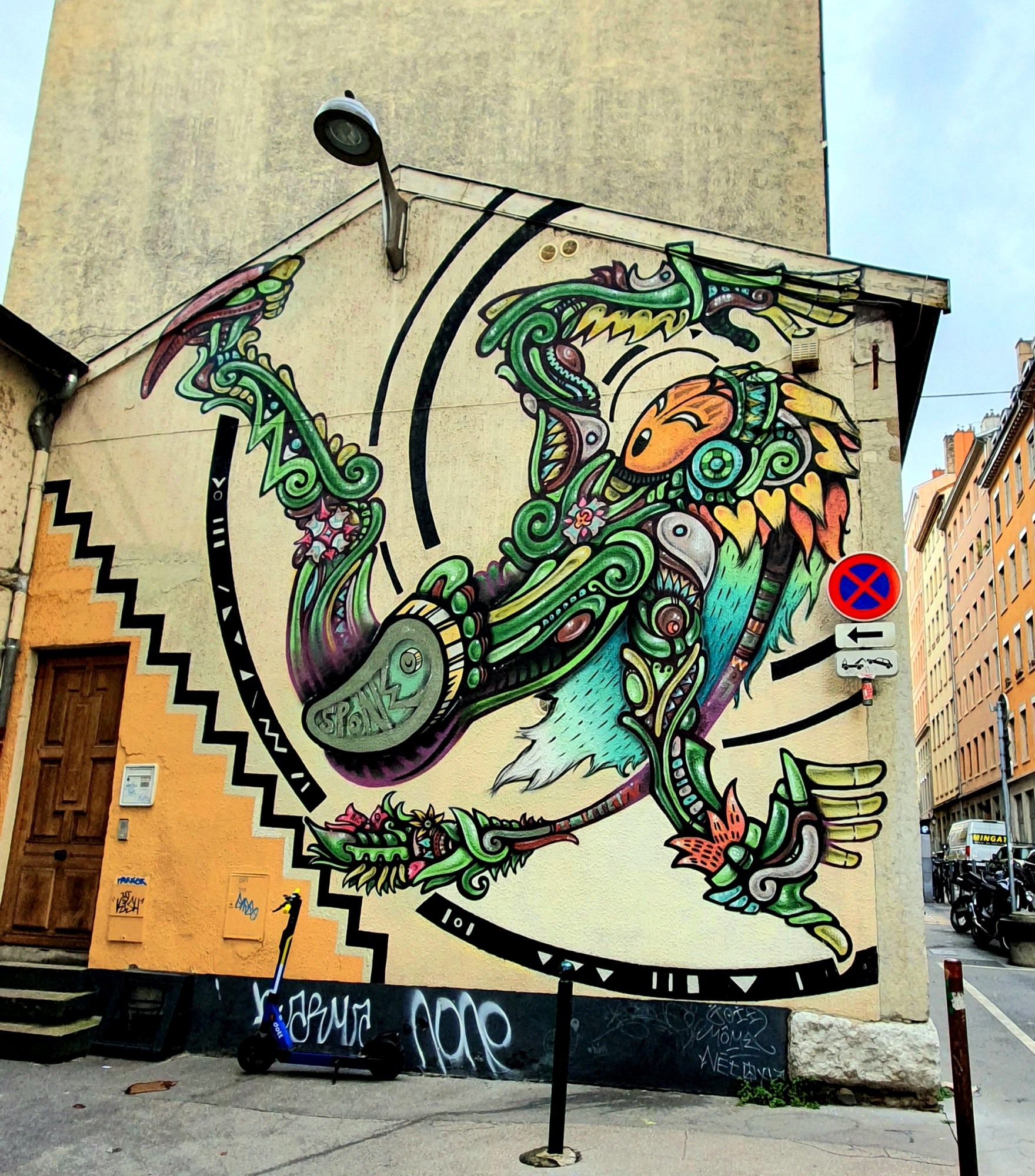 
								Street-art graffiti fresque 
								Spone 
									61 Rue des Tables Claudiennes
									
									Lyon
									France 
									Pat Finder
								Street-Art-Safari.com
								