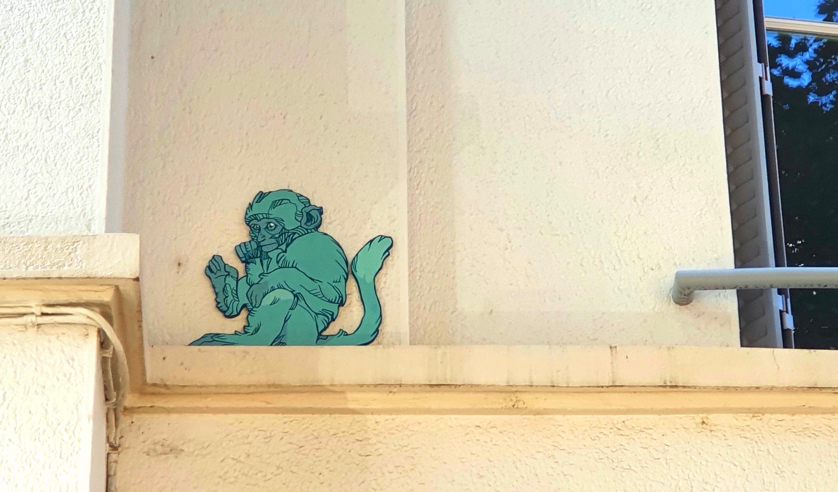 
								Street-art graffiti fresque 
								Popek, Tank 
									34-36 Rue Chevreul
									
									Lyon
									France 
									Pat Finder
								Street-Art-Safari.com
								