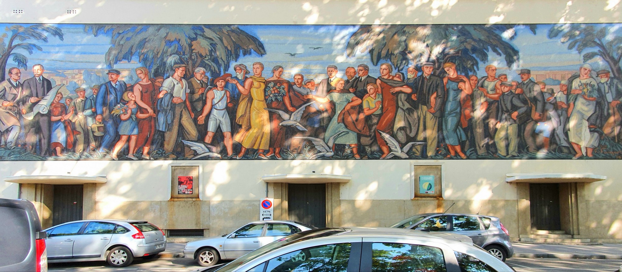 
								Street-art graffiti fresque 
								F. Furgeot 
									184 Rue de Cr&eacute;qui
									
									Lyon
									France 
									Pat Finder
								Street-Art-Safari.com
								