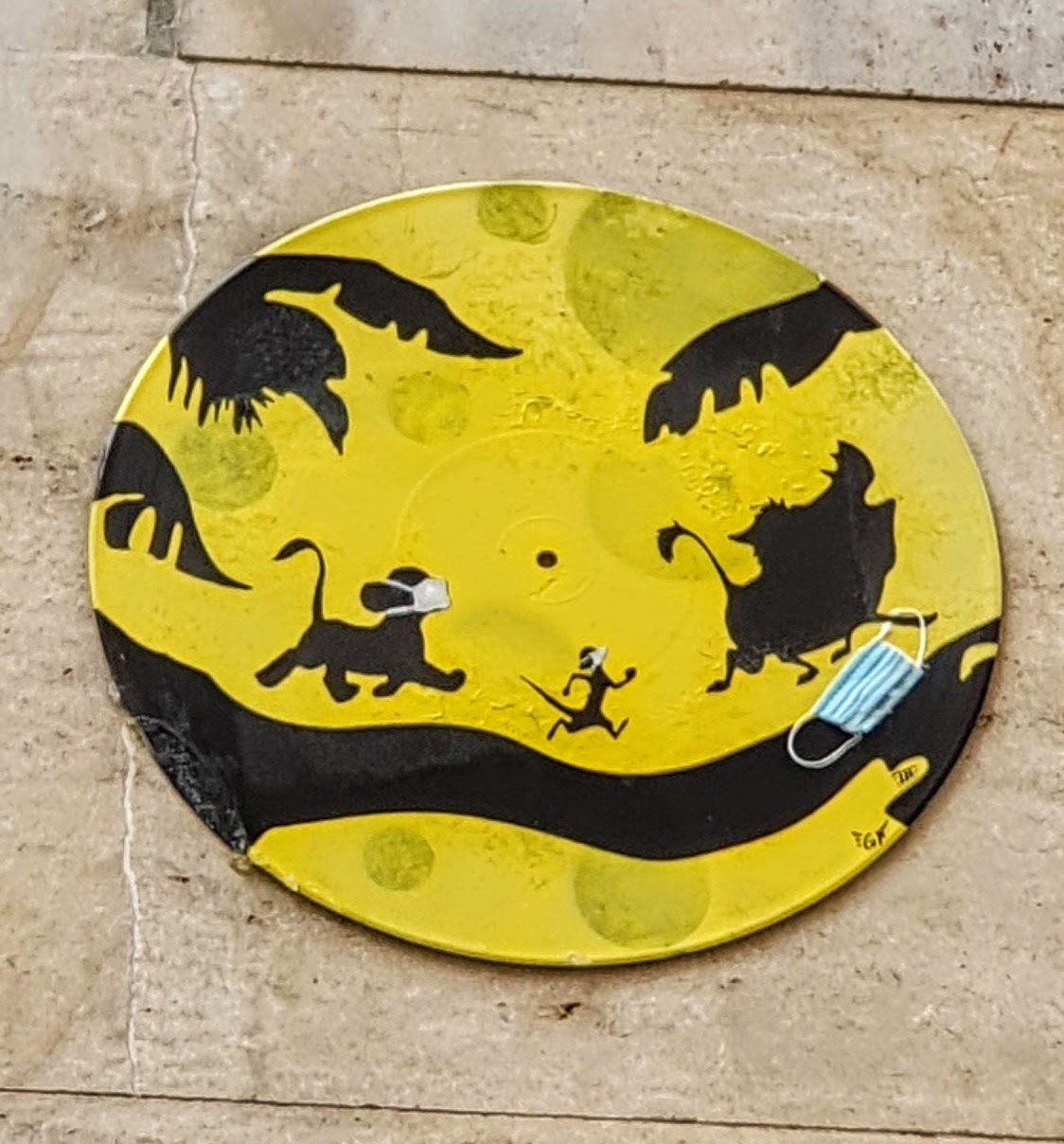 
								Street-art graffiti fresque 
								PGF 
									9-3 Rue Saint-Polycarpe
									
									Lyon
									France 
									Pat Finder
								Street-Art-Safari.com
								