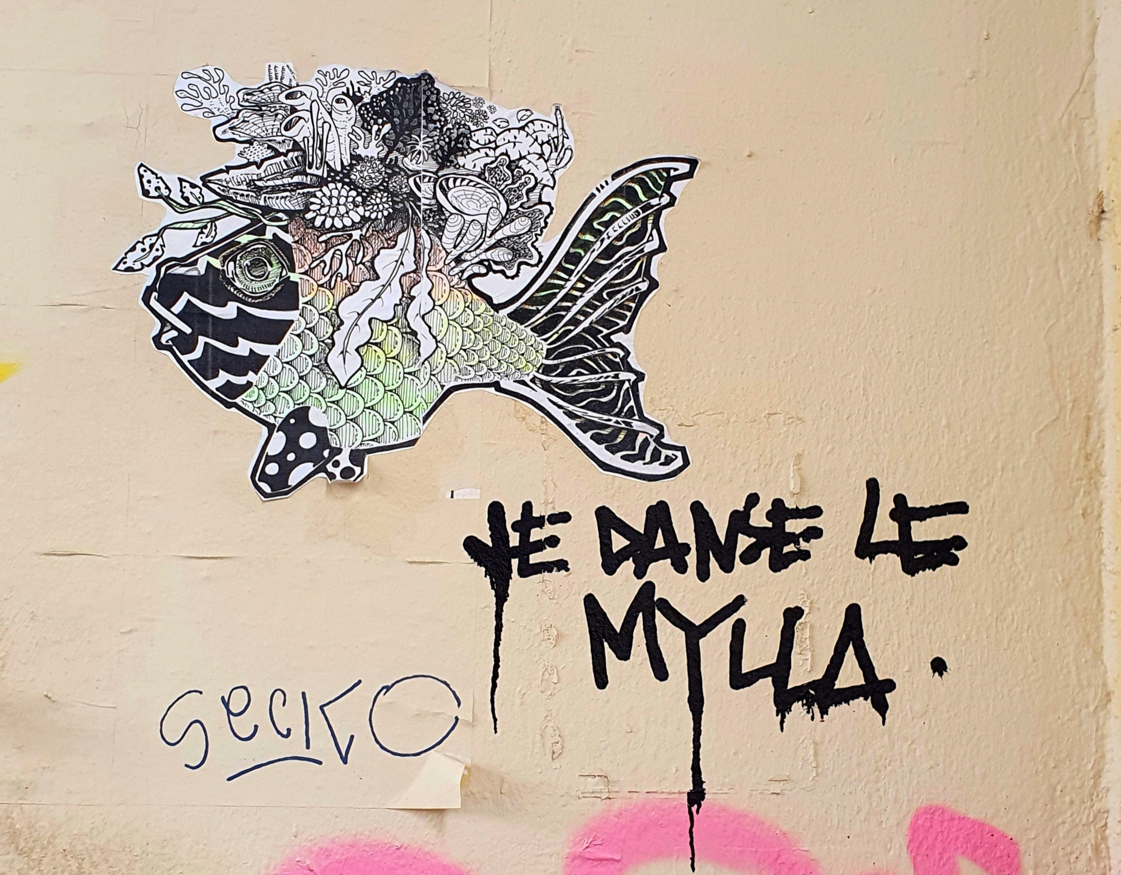 
								Street-art graffiti fresque 
								Saveur Graffik 
									33 Rue Neyret
									
									Lyon
									France 
									Pat Finder
								Street-Art-Safari.com
								