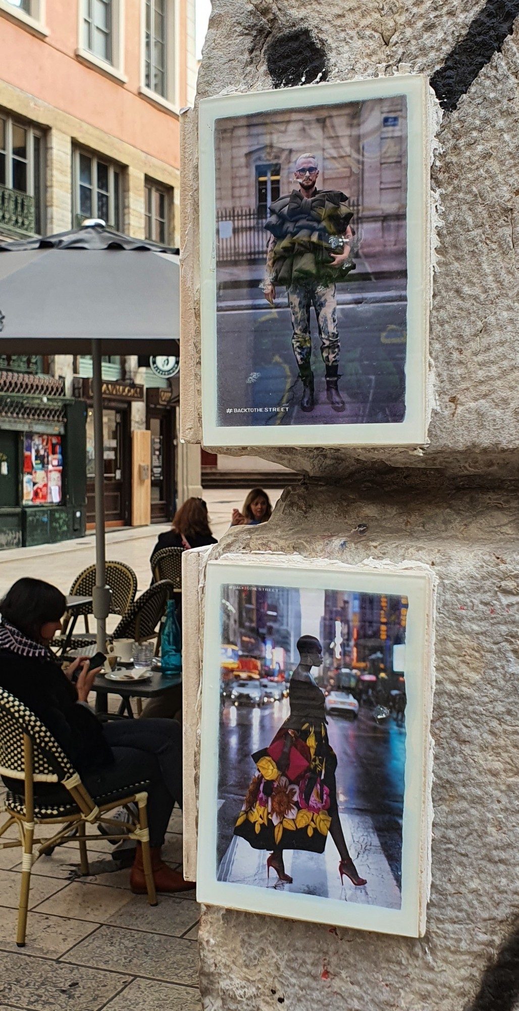 
								Street-art graffiti fresque 
								BackToTheStreet 
									40 Rue des Capucins
									
									Lyon
									France 
									Pat Finder
								Street-Art-Safari.com
								