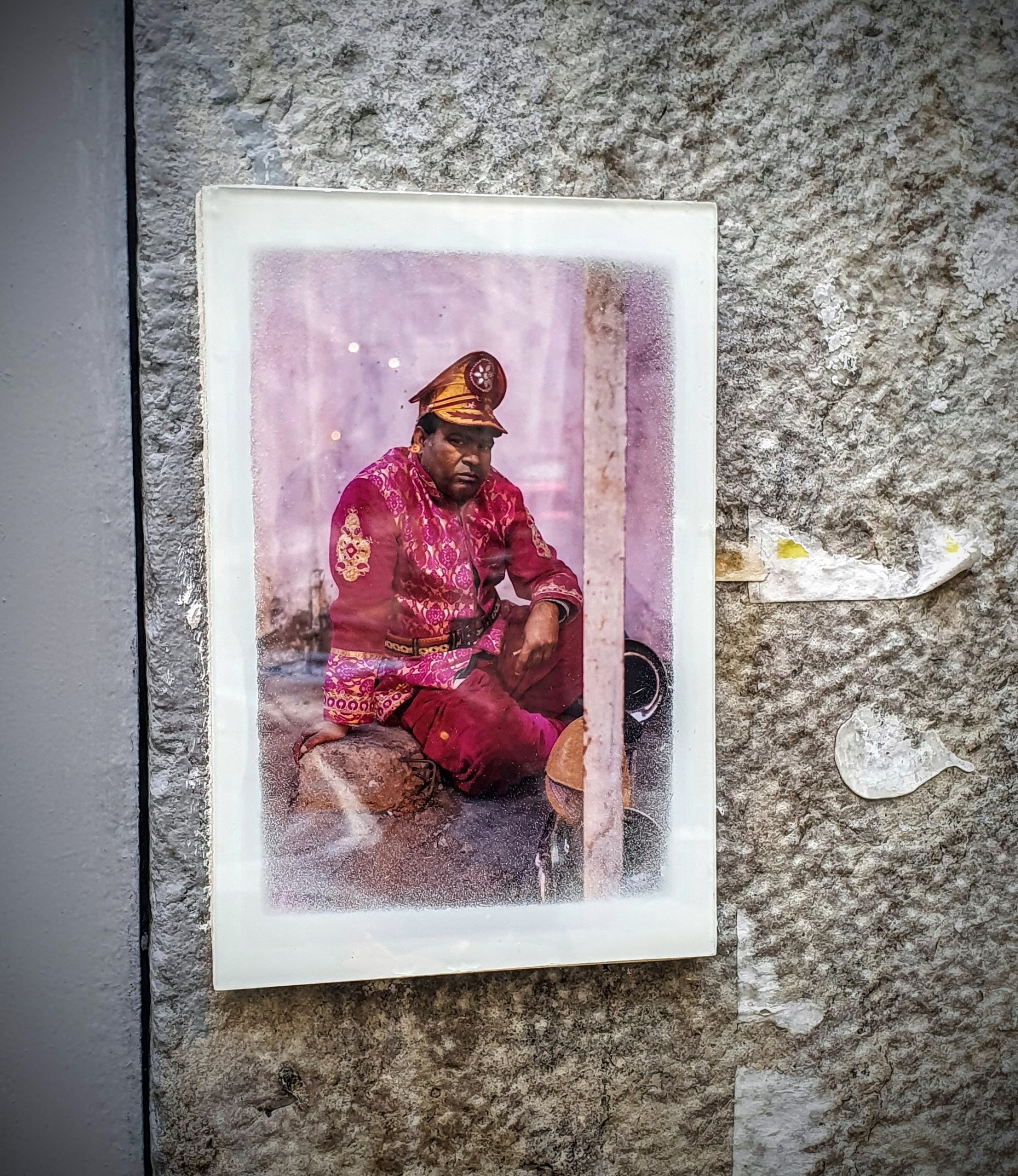 
								Street-art graffiti fresque 
								BackToTheStreet 
									20 Rue Romarin
									
									Lyon
									France 
									Pat Finder
								Street-Art-Safari.com
								