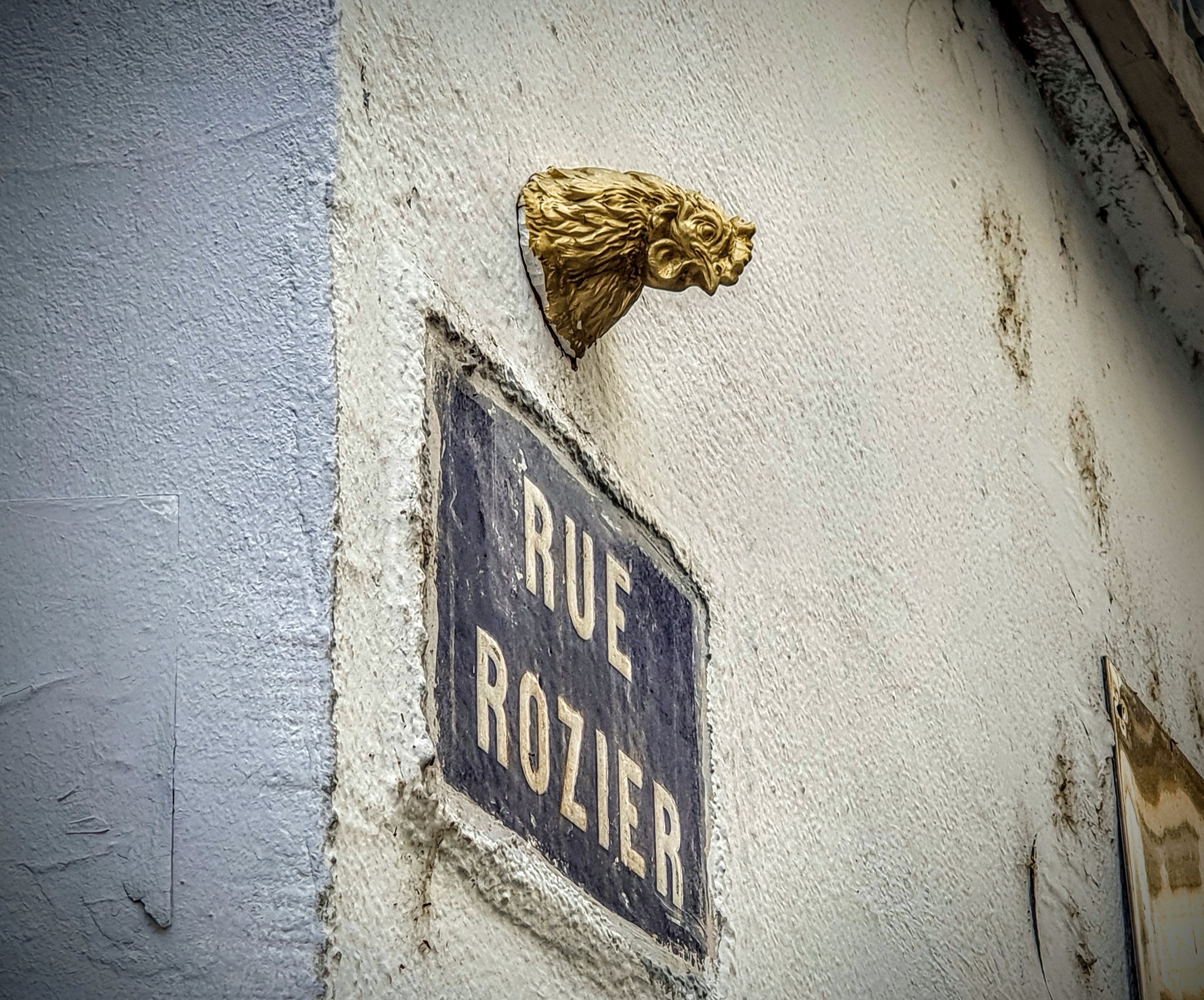 
								Street-art graffiti fresque 
								Zorm 
									4-6 Place du Forez
									
									Lyon
									France 
									Pat Finder
								Street-Art-Safari.com
								