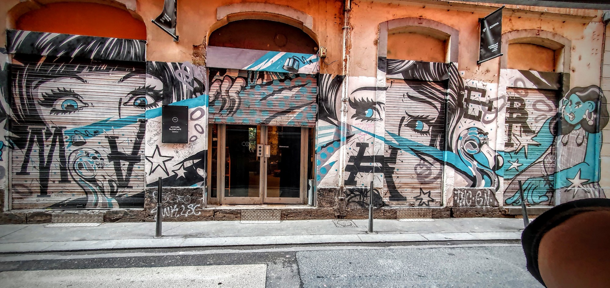 
								Street-art graffiti fresque 
								YNot 
									27-7 Rue Sainte-Catherine
									
									Lyon
									France 
									Pat Finder
								Street-Art-Safari.com
								