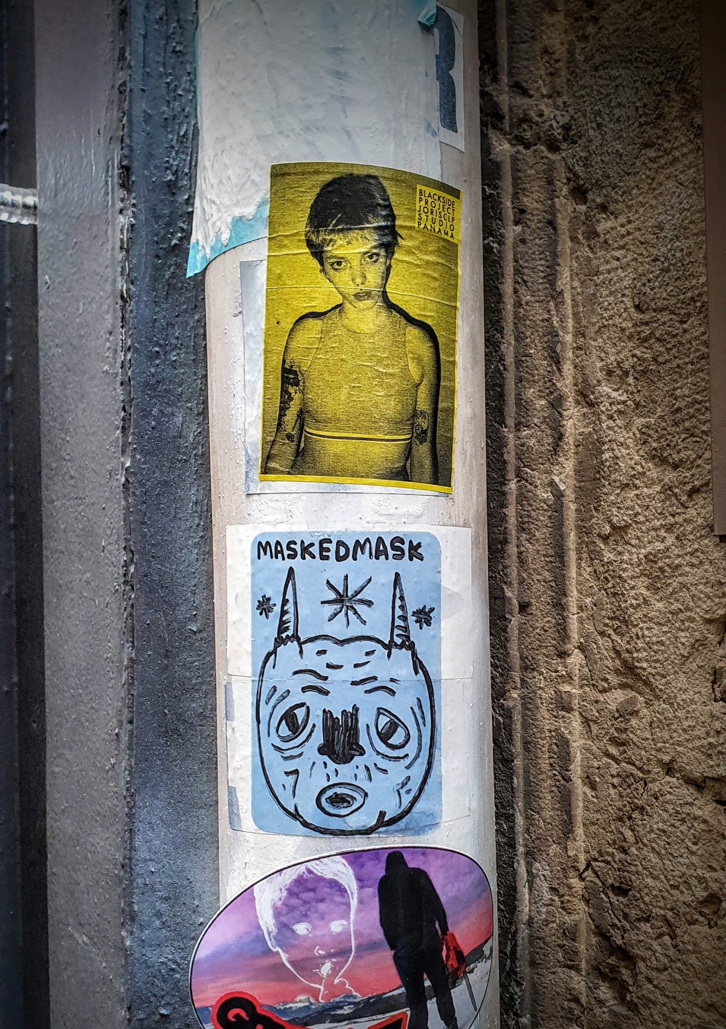 
								Street-art graffiti fresque 
								MaskedMask 
									16 Rue Pizay
									
									Lyon
									France 
									Pat Finder
								Street-Art-Safari.com
								