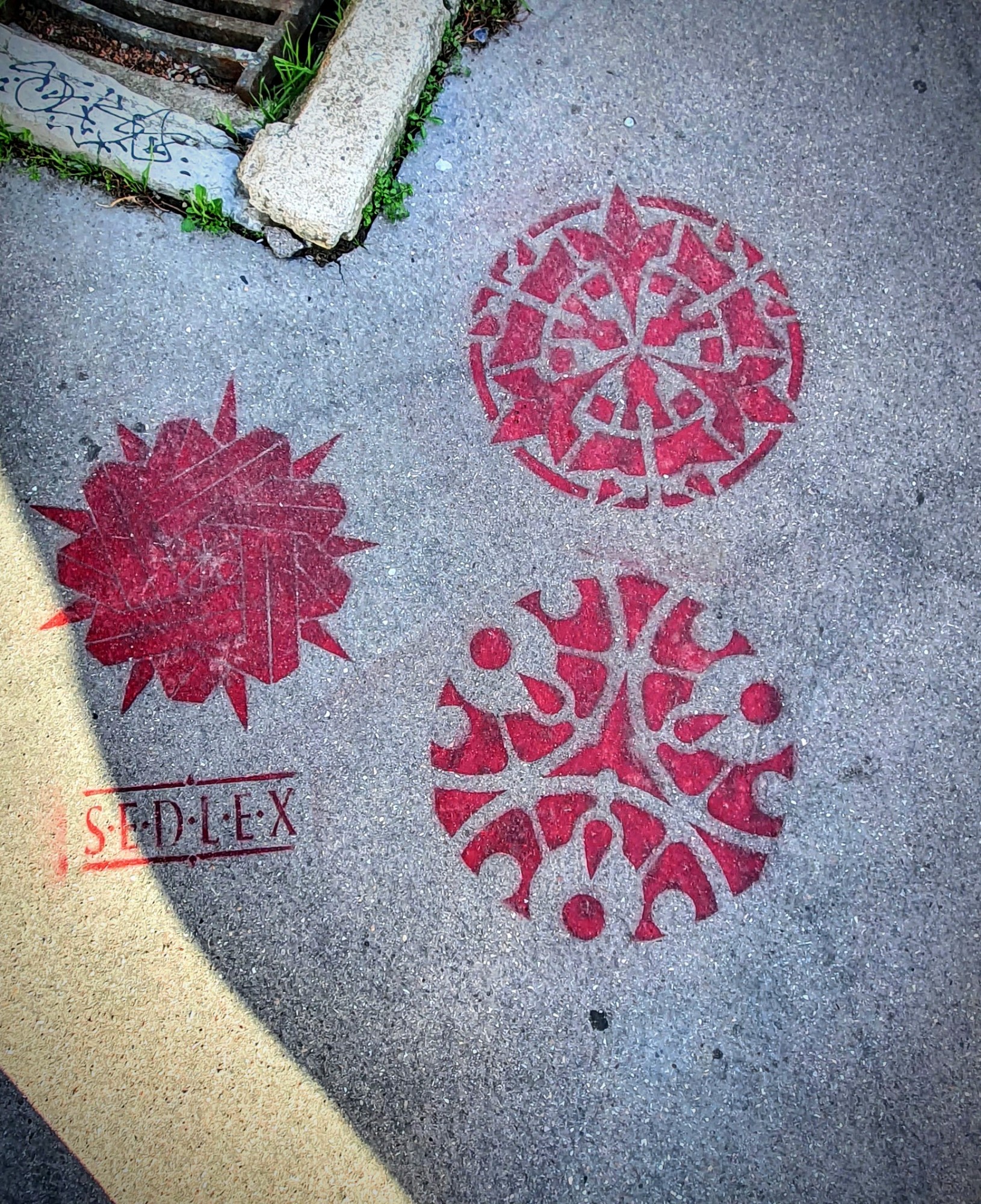 
								Street-art graffiti fresque 
								Sedlex 
									14 Mont&eacute;e Lieutenant Allouche
									
									Lyon
									France 
									Pat Finder
								Street-Art-Safari.com
								