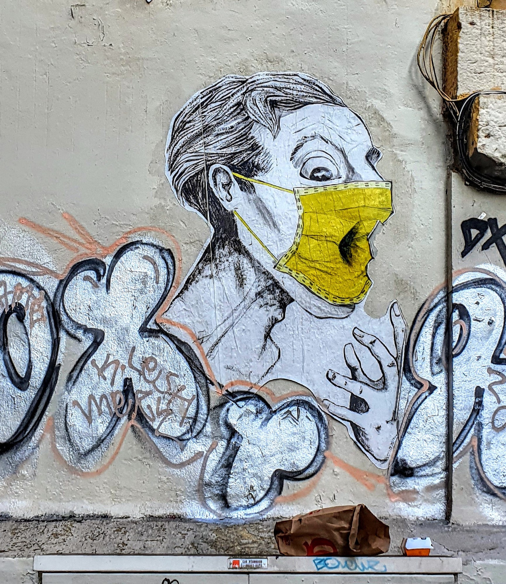 
								Street-art graffiti fresque 
								Raffu 
									7 Rue de l'Annonciade
									
									Lyon
									France 
									Pat Finder
								Street-Art-Safari.com
								