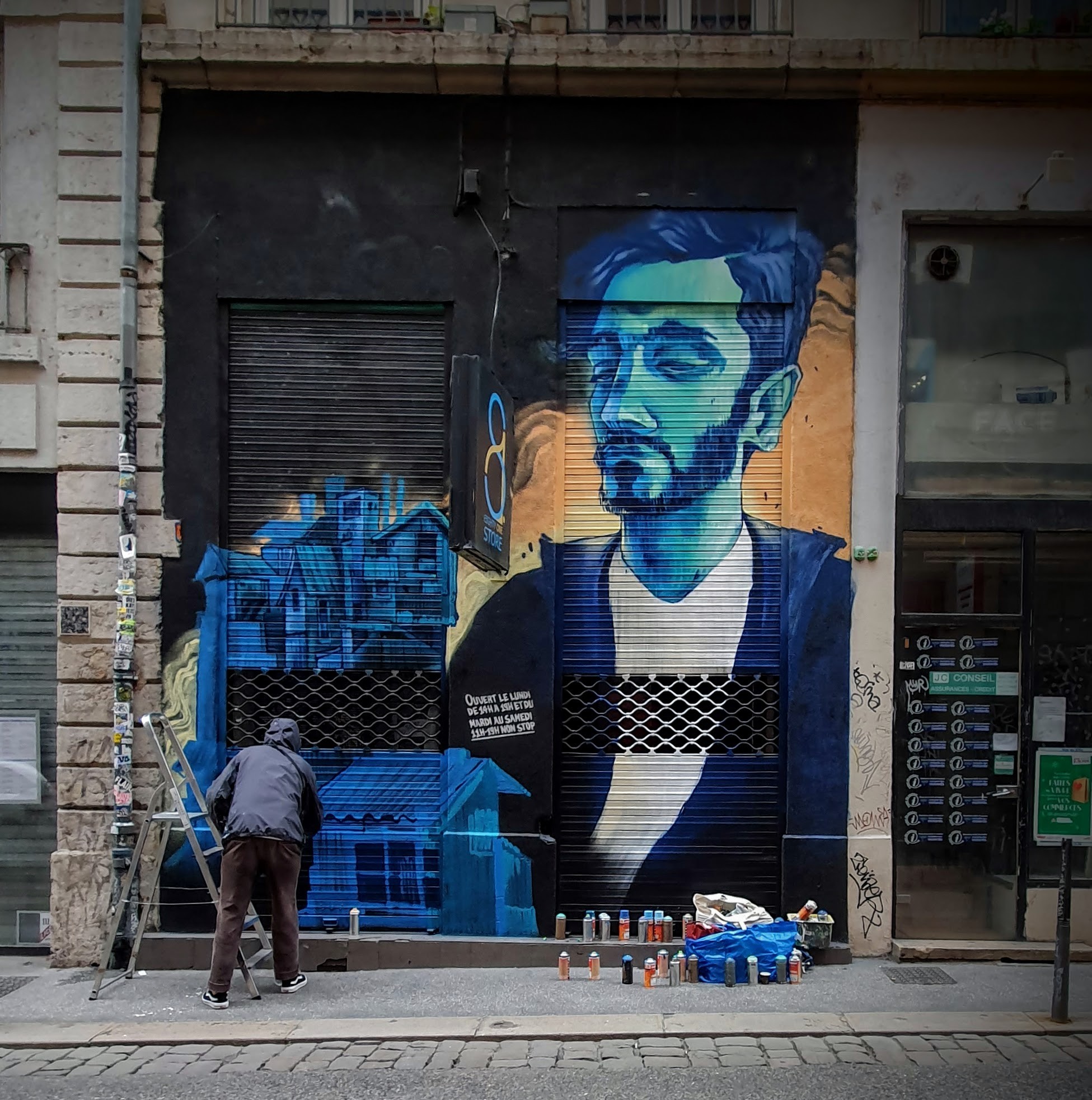 
								Street-art graffiti fresque 
								Benjamin Navaron 
									19 Rue des Capucins
									
									Lyon
									France 
									Pat Finder
								Street-Art-Safari.com
								