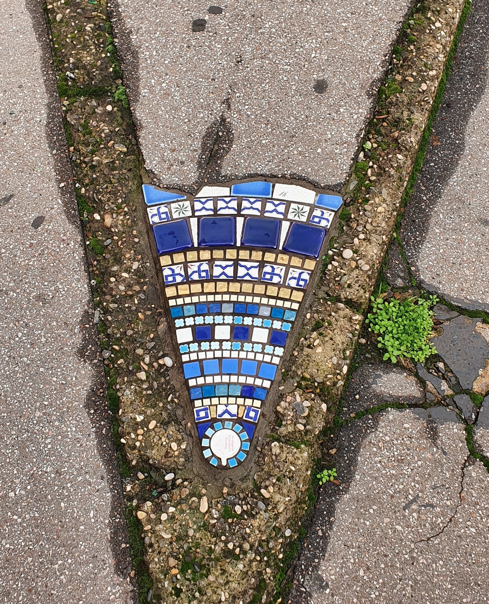 
								Street-art graffiti fresque 
								Ememem 
									61 Rue de la Martini&egrave;re
									
									Lyon
									France 
									Pat Finder
								Street-Art-Safari.com
								