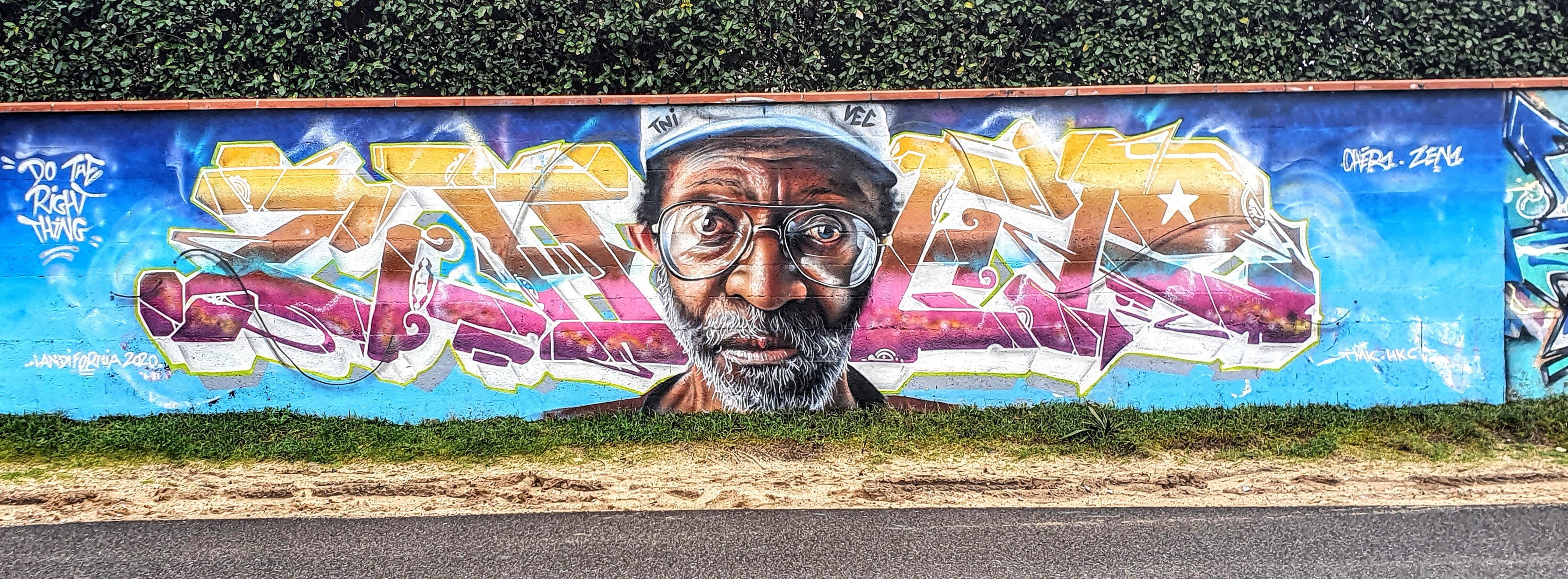 
								Street-art graffiti fresque 
								TNI, VEC 
									10 Avenue de l'Atlantique
									
									Capbreton
									France 
									Pat Finder
								Street-Art-Safari.com
								