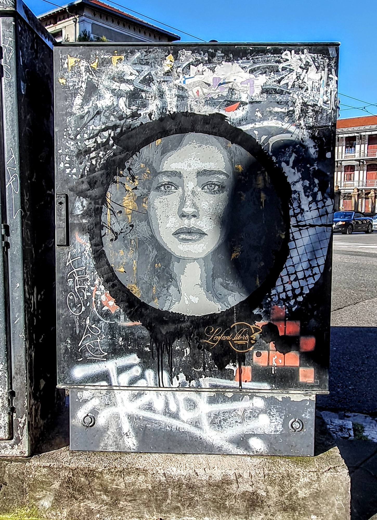 
								Street-art graffiti fresque 
								L'enfant libre 
									35 Rue Lesdigui&egrave;res
									38000
									Grenoble
									France 
									Pat Finder
								Street-Art-Safari.com
								