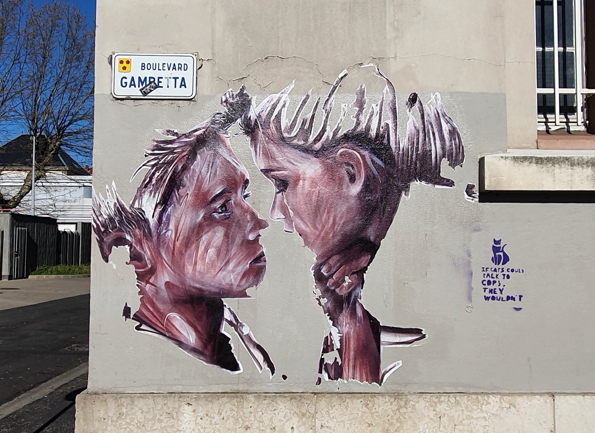 
								Street-art graffiti fresque 
								Ifolap&eacute; 
									34 Boulevard Gambetta
									
									Grenoble
									France 
									Pat Finder
								Street-Art-Safari.com
								