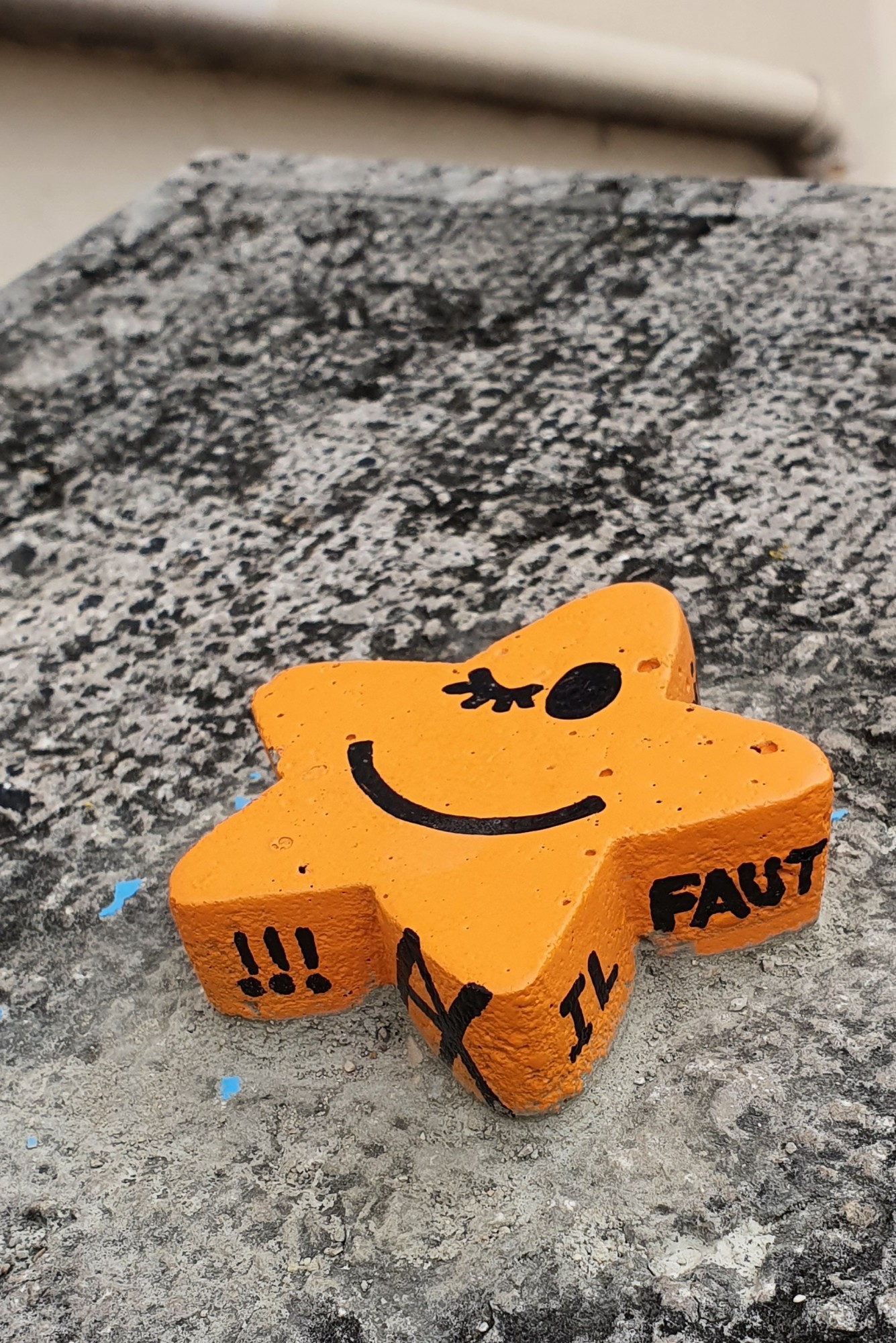 
								Street-art graffiti fresque 
								Ax Creart 
									34 Rue Burdeau
									
									Lyon
									France 
									Pat Finder
								Street-Art-Safari.com
								