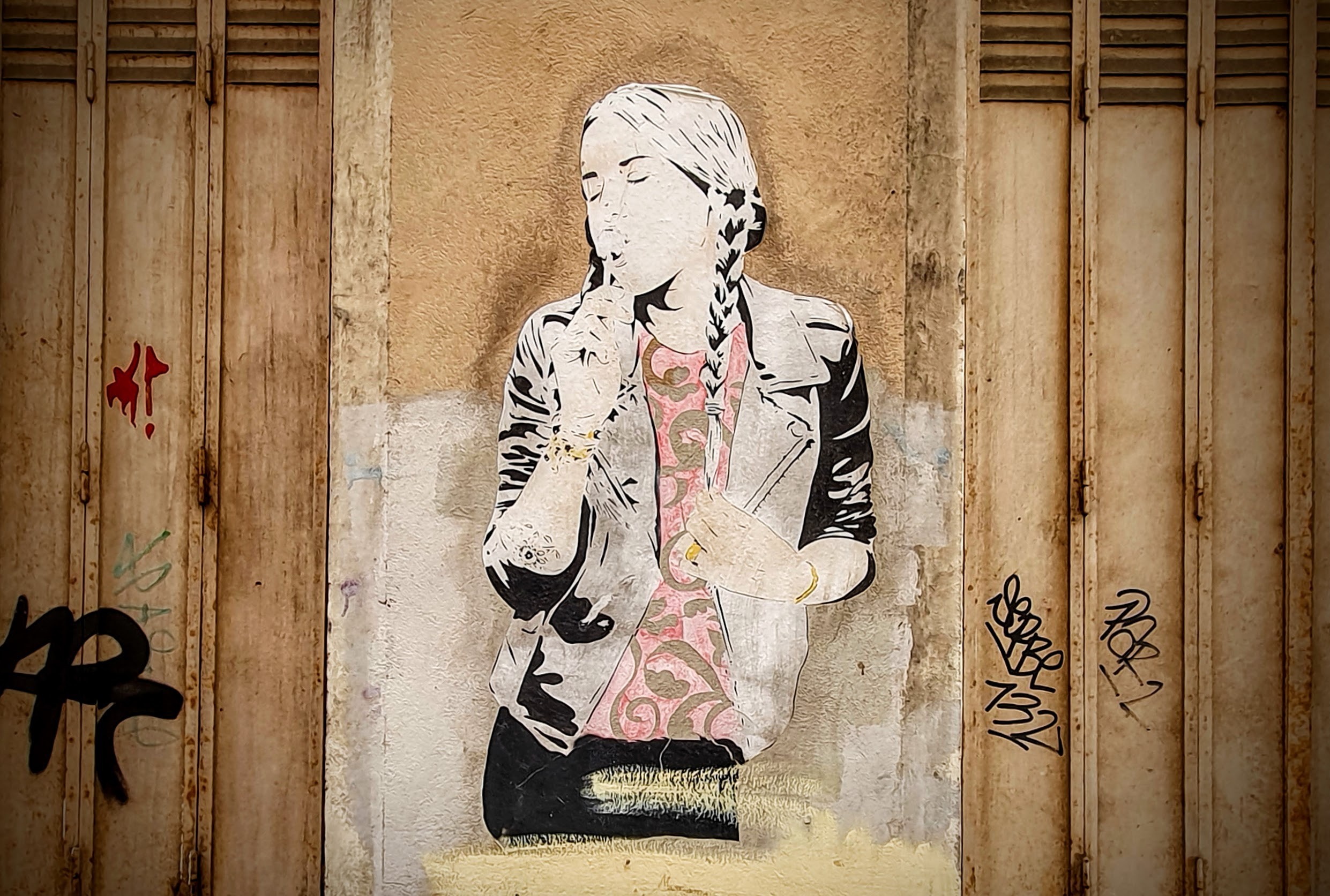 
								Street-art graffiti fresque 
								Don Mateo 
									17 Rue Justin Godart
									
									Lyon
									France 
									Pat Finder
								Street-Art-Safari.com
								