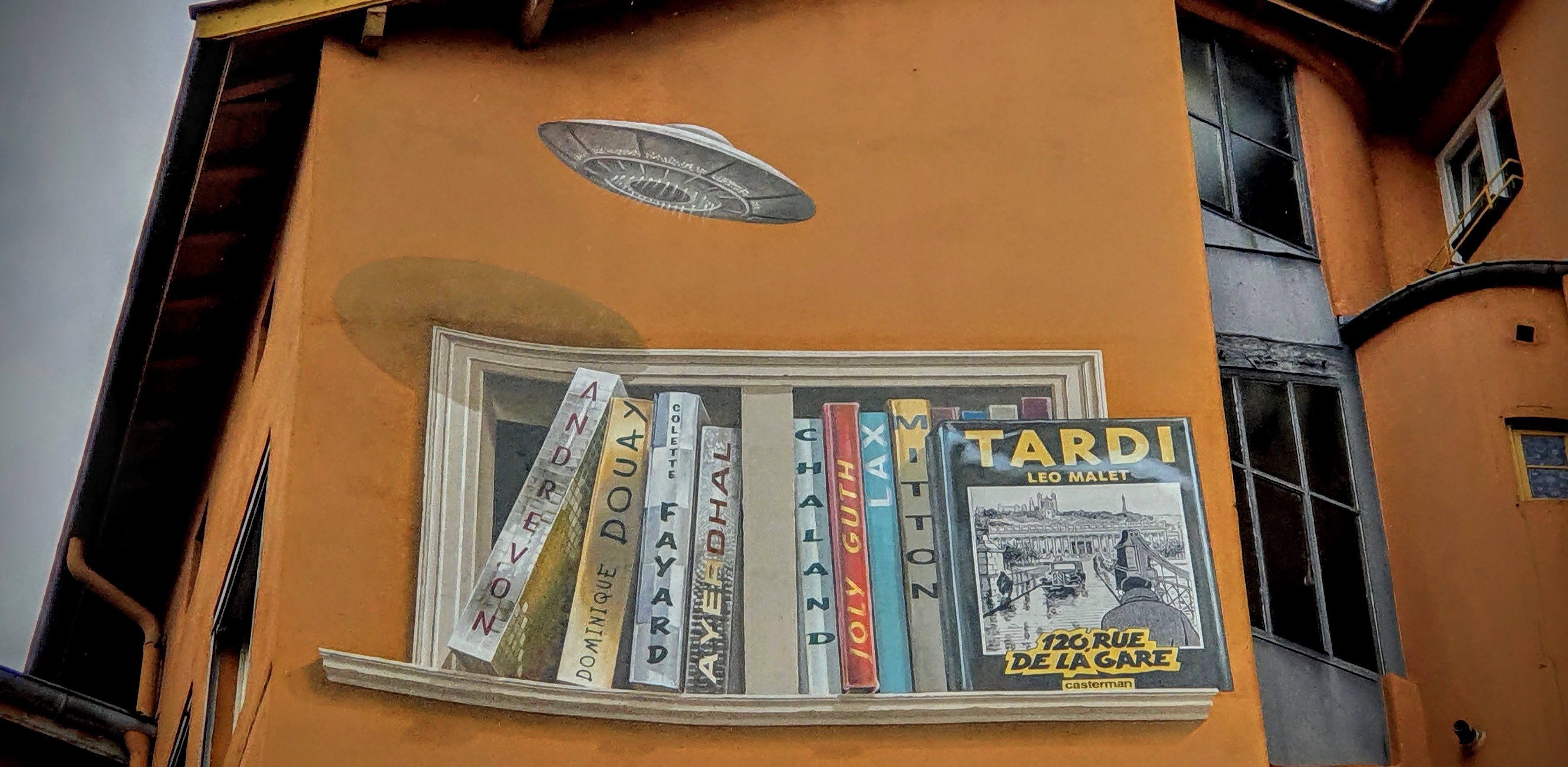 
								Street-art graffiti fresque 
								 
									5 Impasse de la Plati&egrave;re
									69001
									Lyon
									France 
									Pat Finder
								Street-Art-Safari.com
								