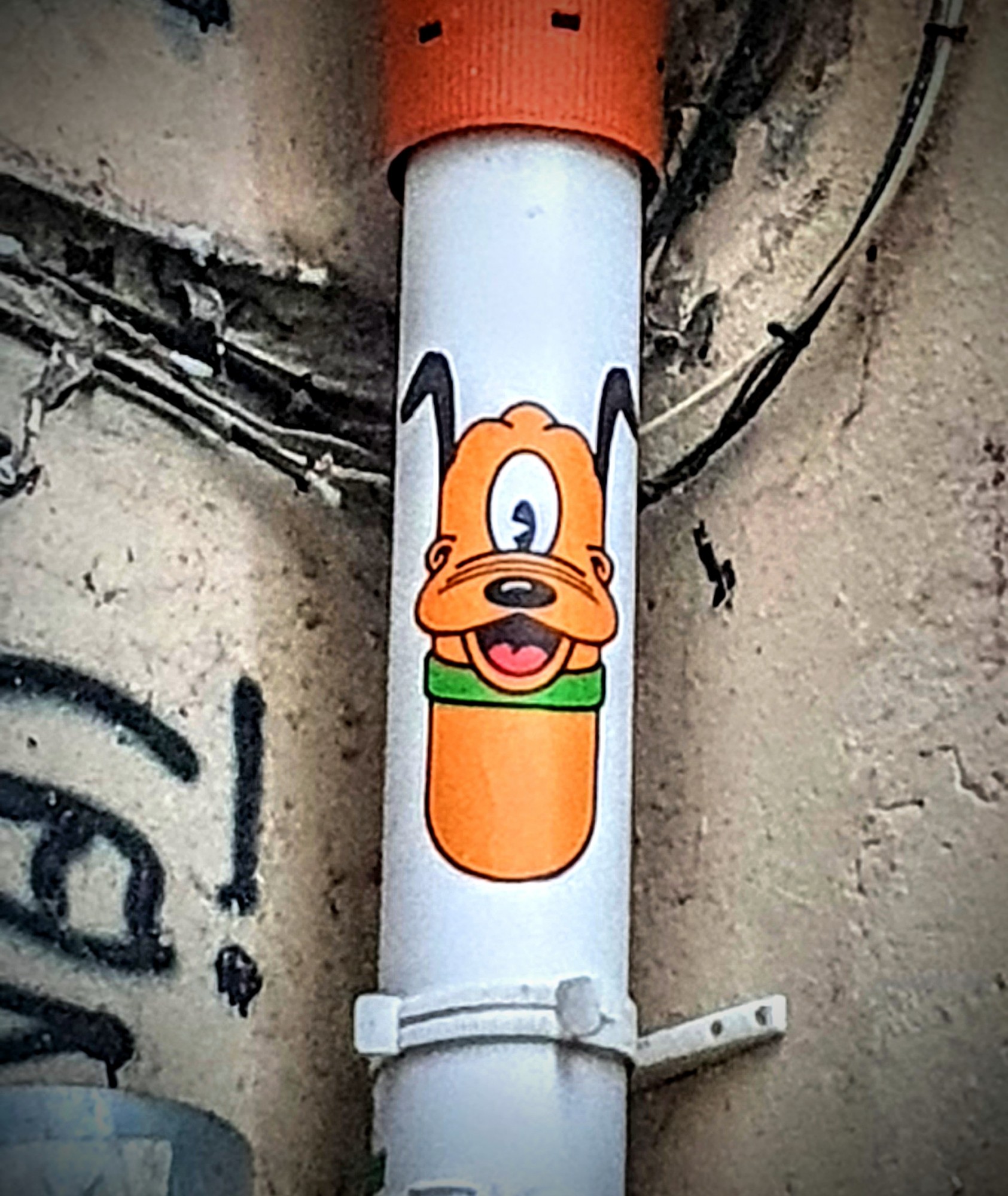 
								Street-art graffiti fresque 
								TOKI art 
									23 Rue Burdeau
									69001
									Lyon
									France 
									Pat Finder
								Street-Art-Safari.com
								