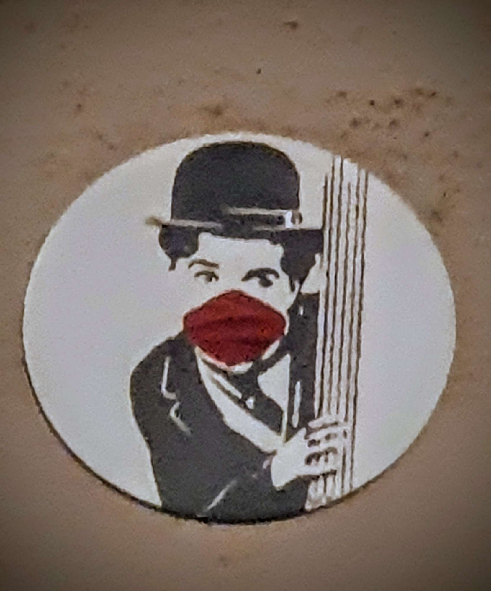 
								Street-art graffiti fresque 
								Yene Omax 
									16 Rue Lainerie
									69005
									Lyon
									France 
									Pat Finder
								Street-Art-Safari.com
								