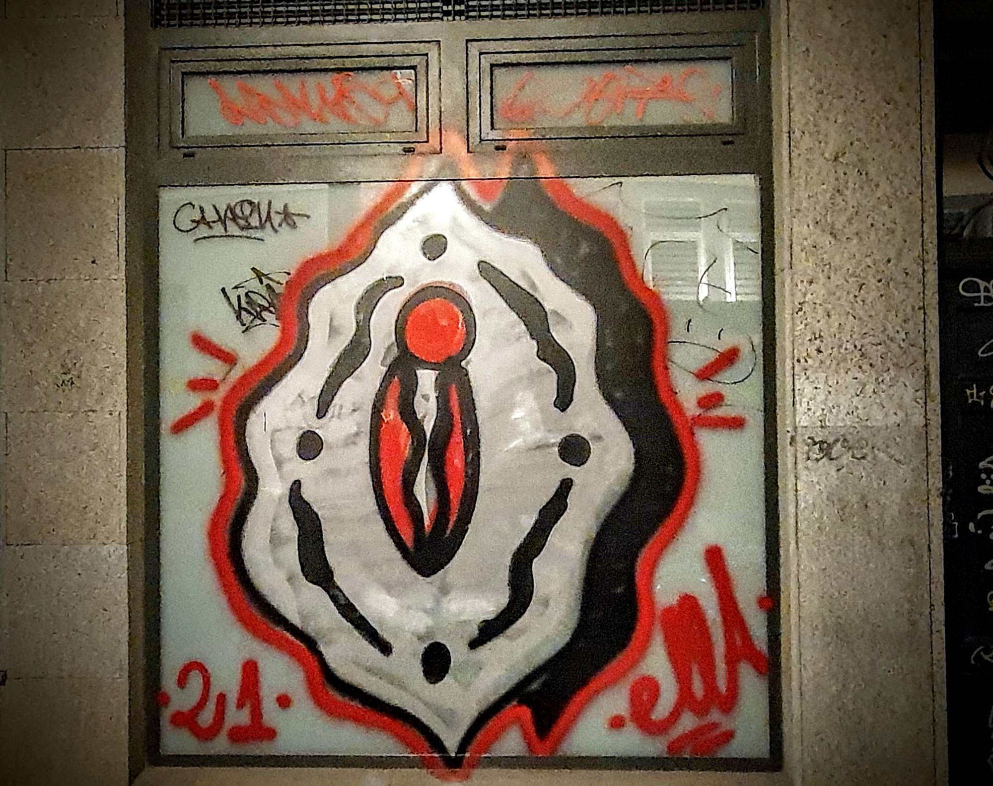 
								Street-art graffiti fresque 
								 
									22 Calle de Amaniel
									28015
									Madrid
									Spain 
									DumDum
								Street-Art-Safari.com
								