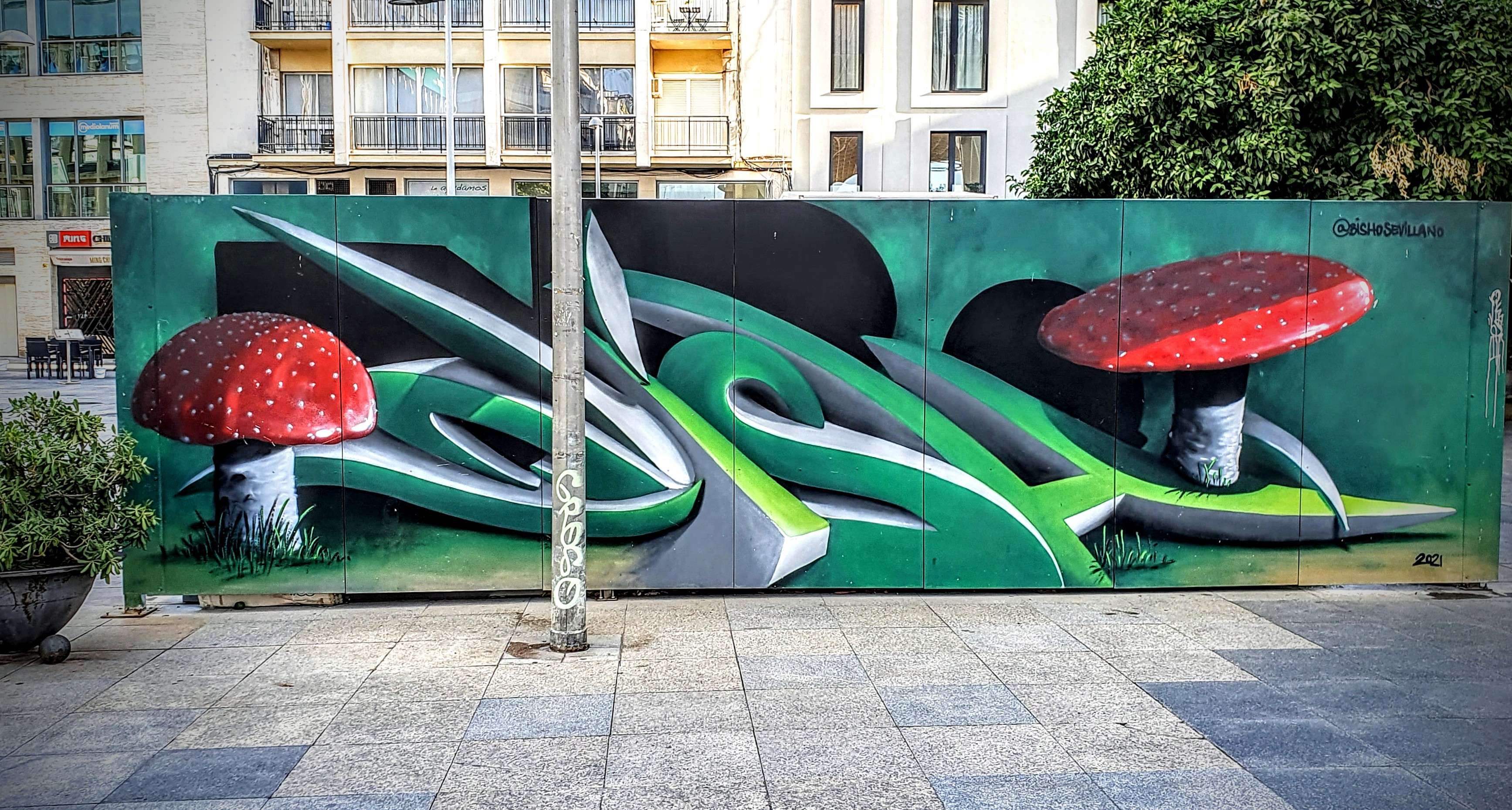 
								Street-art graffiti fresque 
								Bisho Sevillano 
									12 Plaza de la Encarnaci&oacute;n
									41003
									Sevilla
									Spain 
									DumDum
								Street-Art-Safari.com
								