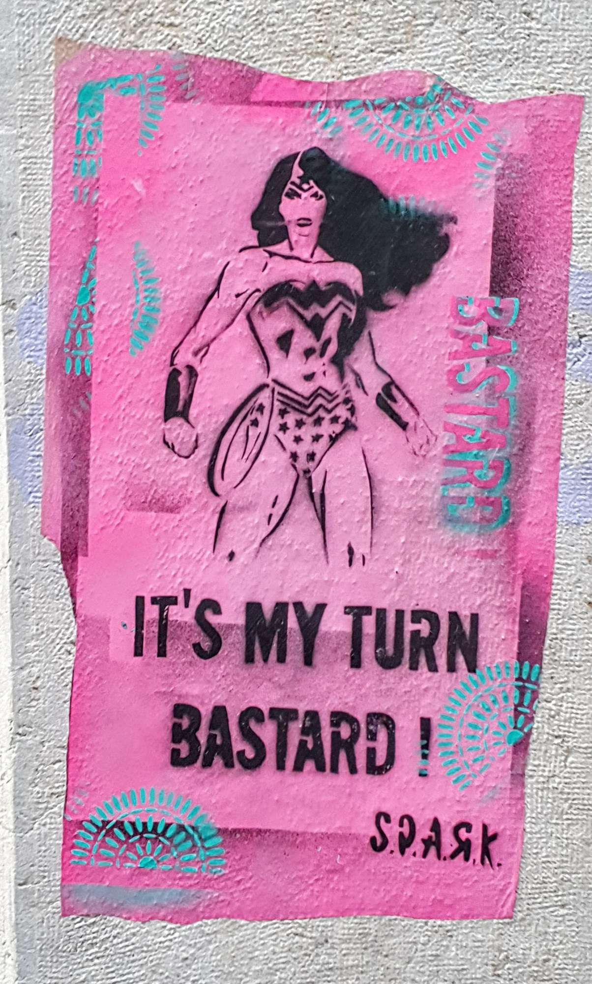 
								Street-art graffiti fresque 
								S.P.A.R.K. 
									16 Rue des Tables Claudiennes
									69001
									Lyon
									France 
									Pat Finder
								Street-Art-Safari.com
								