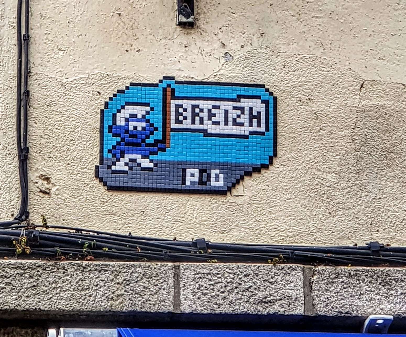 
								Street-art graffiti fresque 
								IPDO 
									17 Place Valencia
									56000
									Vannes
									France 
									Pat Finder
								Street-Art-Safari.com
								