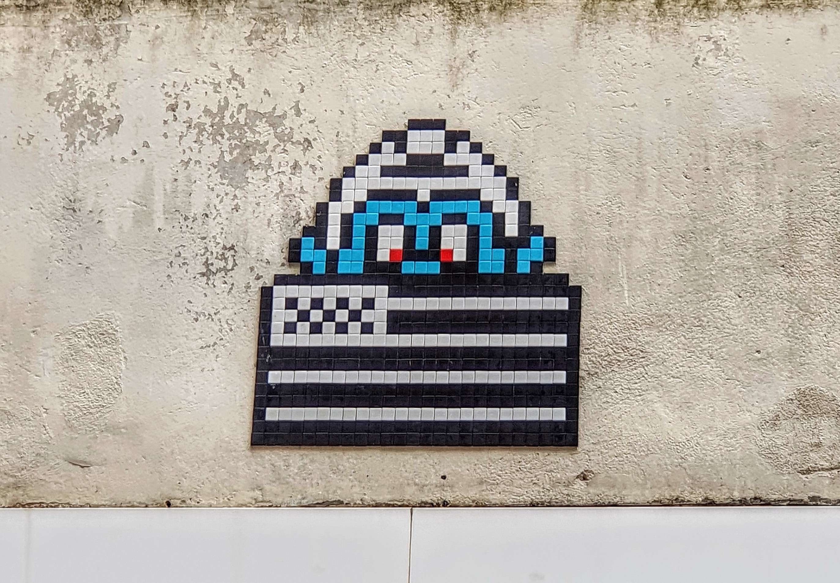 
								Street-art graffiti fresque 
								IPDO 
									5 Rue de la Porte Prison
									56000
									Vannes
									France 
									Pat Finder
								Street-Art-Safari.com
								