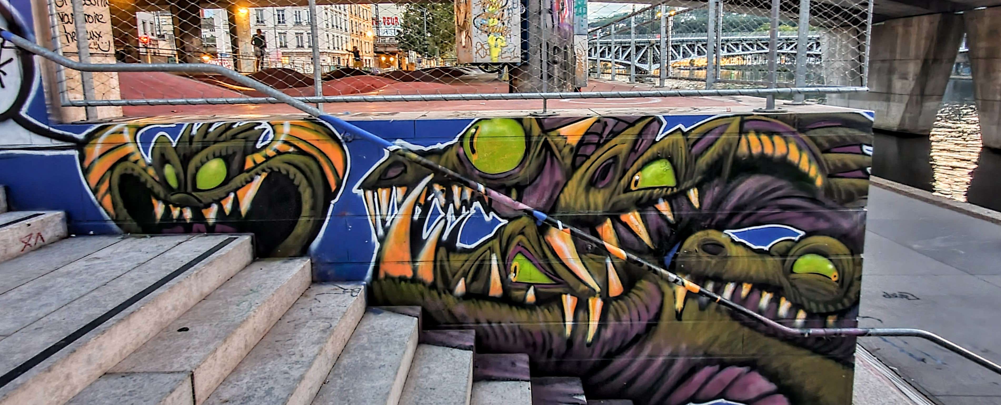 
								Street-art graffiti fresque 
								Skema 
									2634 Pont Kitchener Marchand
									69005
									Lyon
									France 
									Pat Finder
								Street-Art-Safari.com
								