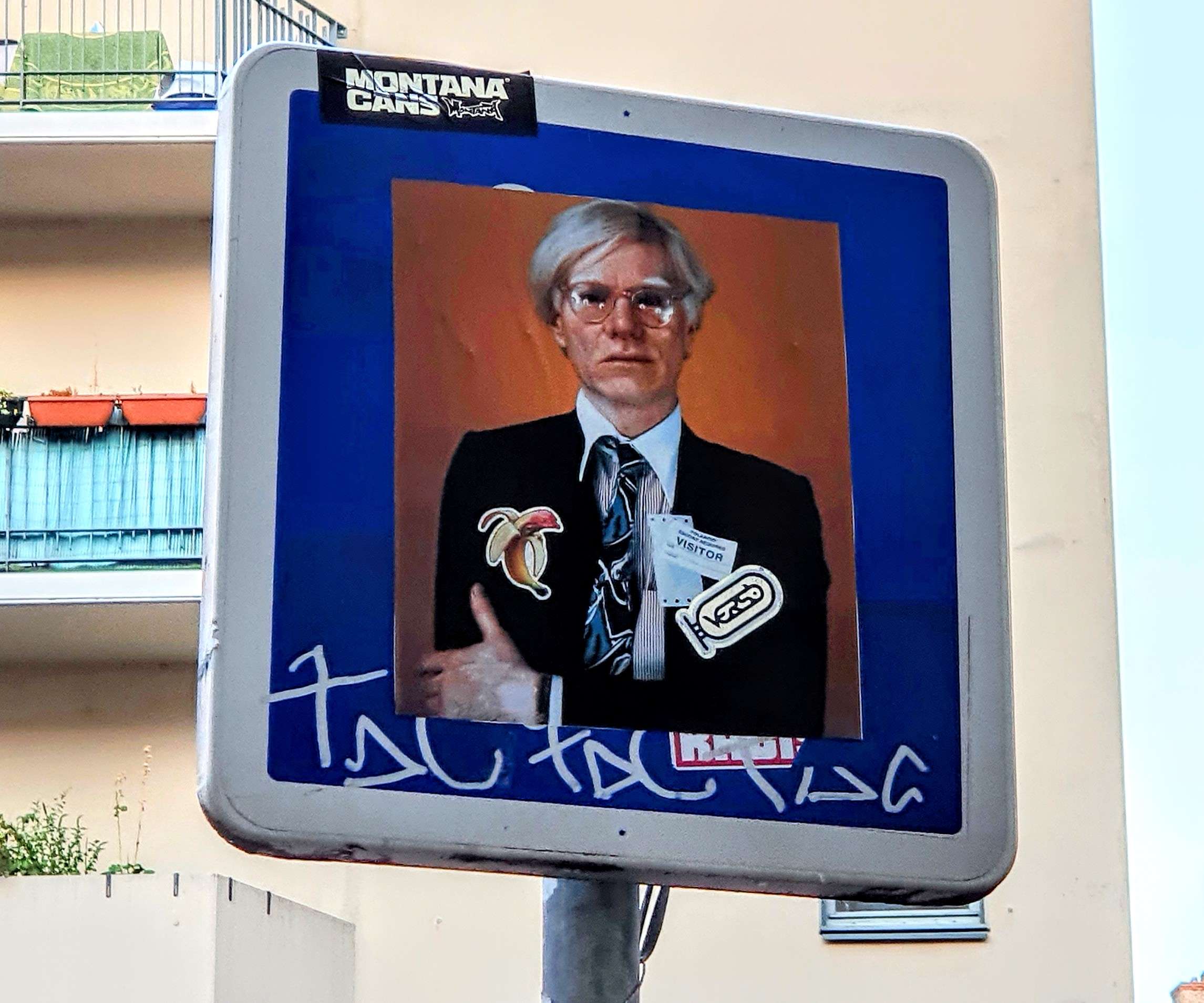 
								Street-art graffiti fresque 
								Verso 
									116 Mont&eacute;e de la Grande-C&ocirc;te
									69001
									Lyon
									France 
									Pat Finder
								Street-Art-Safari.com
								