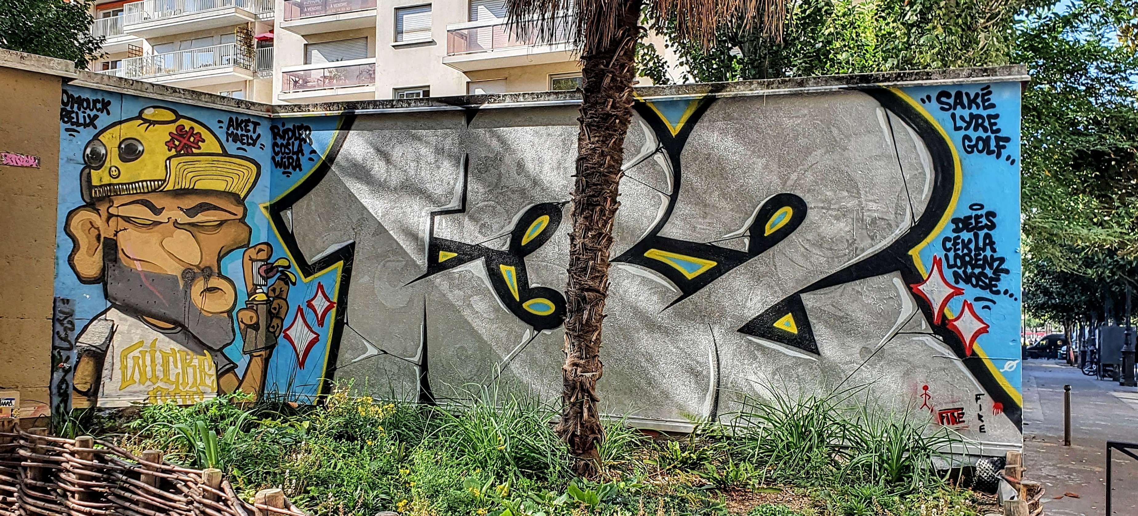 
								Street-art graffiti fresque 
								 
									6 Rue Henri Nogu&egrave;res
									75019
									Paris
									France 
									Pat Finder
								Street-Art-Safari.com
								