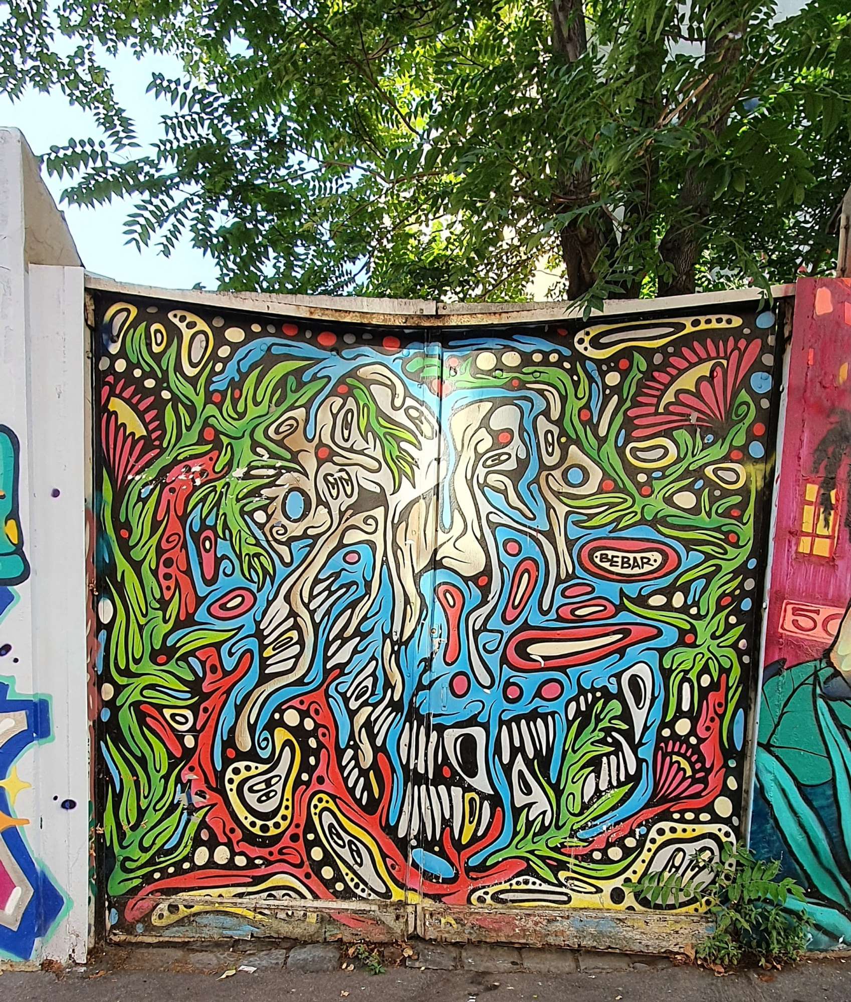 
								Street-art graffiti fresque 
								 
									11 Rue de l'Esp&eacute;rance
									75013
									Paris
									France 
									Pat Finder
								Street-Art-Safari.com
								