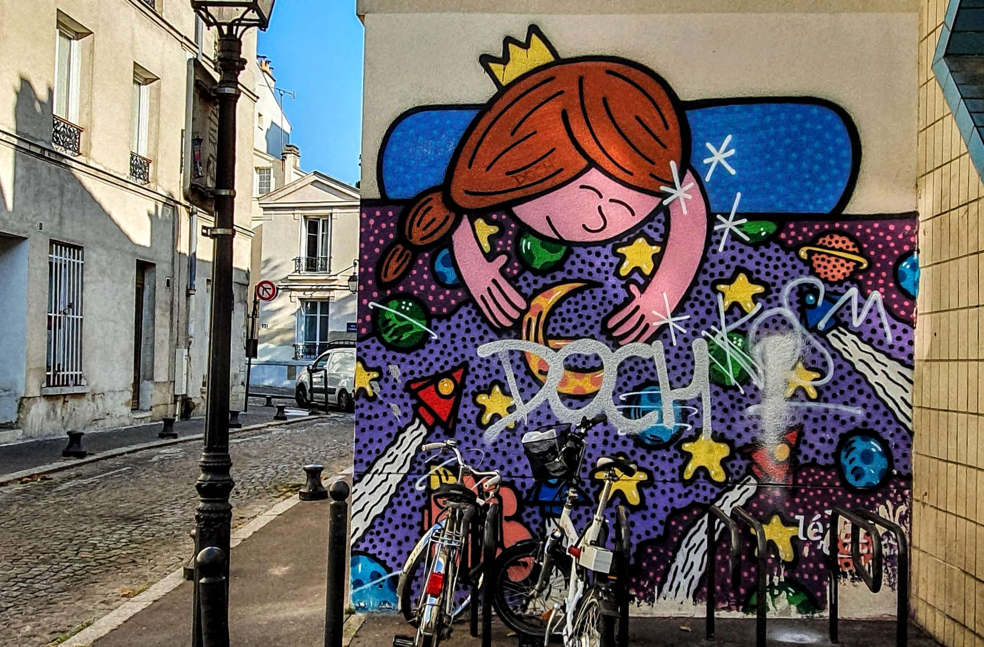 
								Street-art graffiti fresque 
								 
									11 Rue Michal
									75013
									Paris
									France 
									Pat Finder
								Street-Art-Safari.com
								