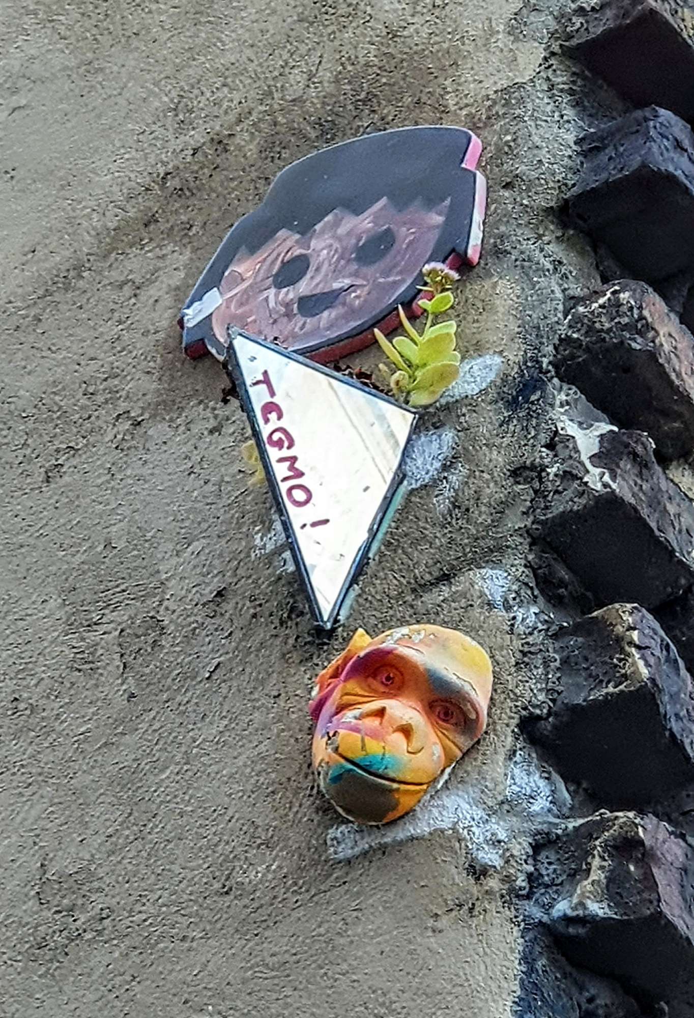 
								Street-art graffiti fresque 
								Fast Freak, Tegmo, Zorm 
									6 Passage Boiton
									75013
									Paris
									France 
									Pat Finder
								Street-Art-Safari.com
								