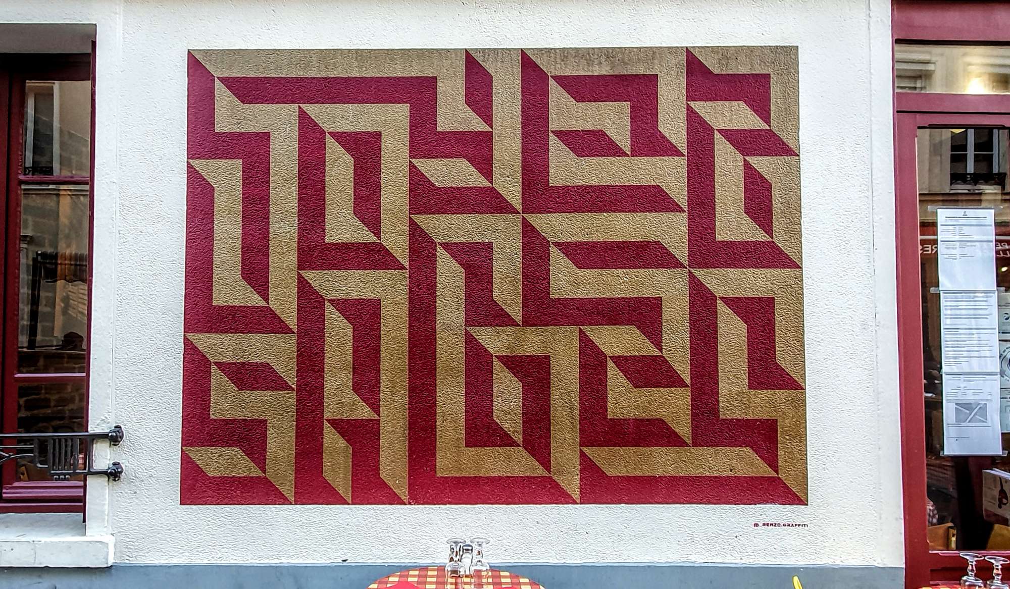 
								Street-art graffiti fresque 
								Renzo 
									25 Rue des cinq Diamants
									75013
									Paris
									France 
									Pat Finder
								Street-Art-Safari.com
								