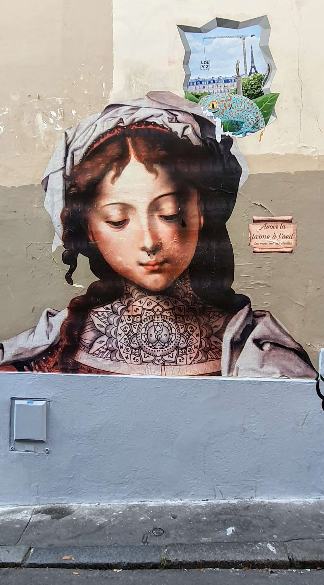 
								Street-art graffiti fresque 
								Les murs ont des oreilles, Rebecca 
									28 Rue Samson
									75013
									Paris
									France 
									Pat Finder
								Street-Art-Safari.com
								