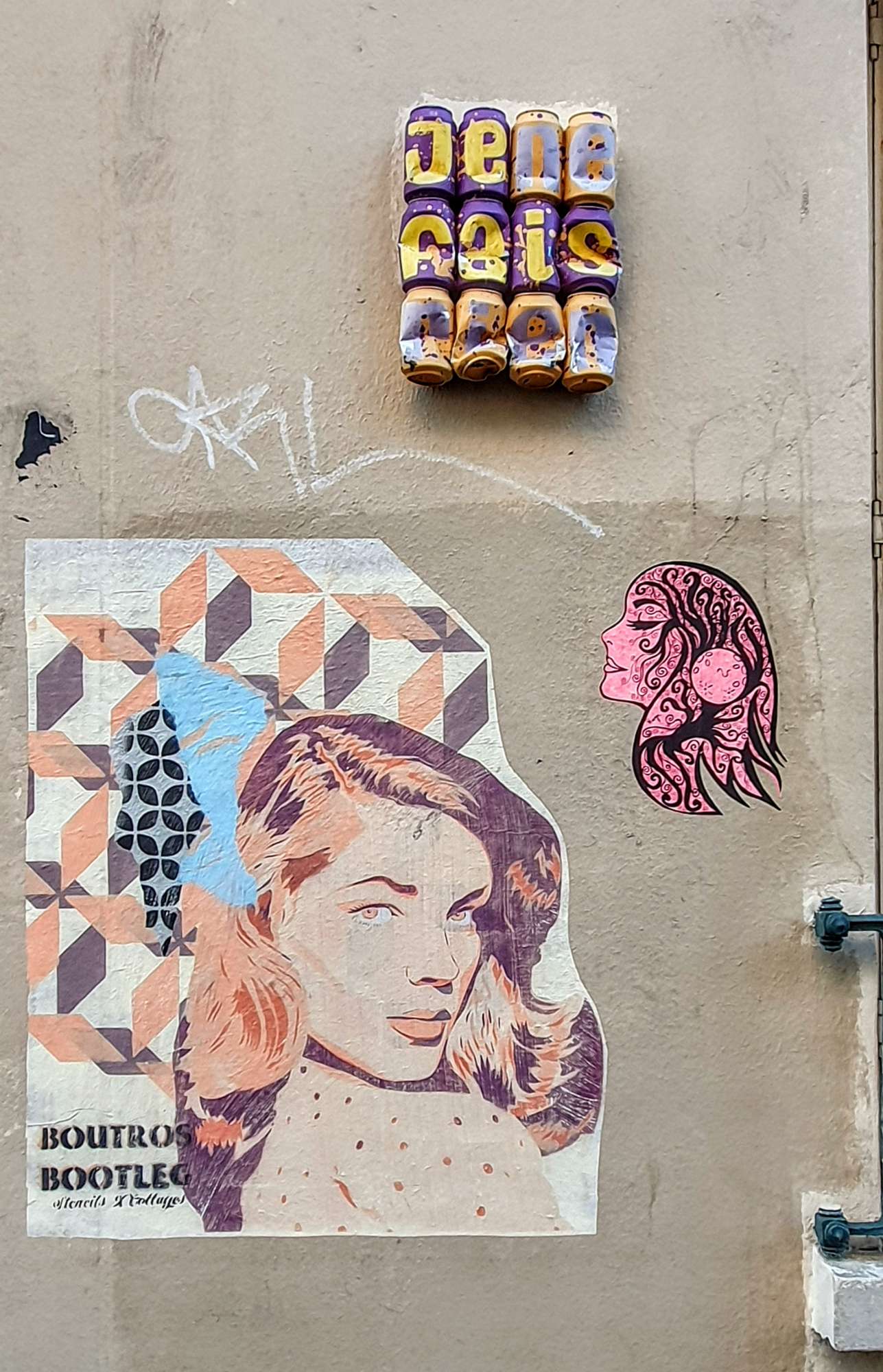 
								Street-art graffiti fresque 
								 
									41 Rue des cinq Diamants
									75013
									Paris
									France 
									Pat Finder
								Street-Art-Safari.com
								