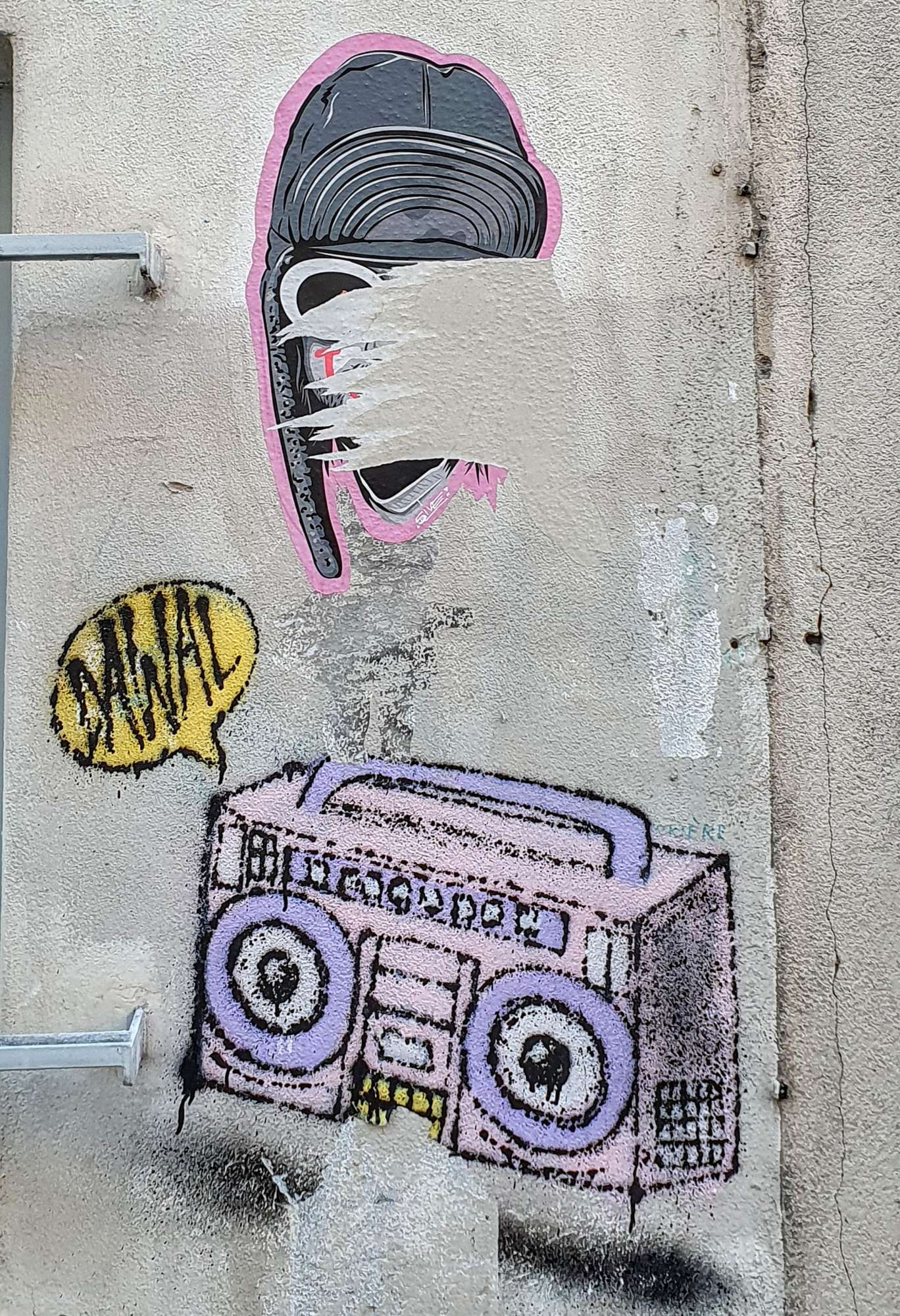 
								Street-art graffiti fresque 
								 
									17 Passage Sigaud
									75013
									Paris
									France 
									Pat Finder
								Street-Art-Safari.com
								