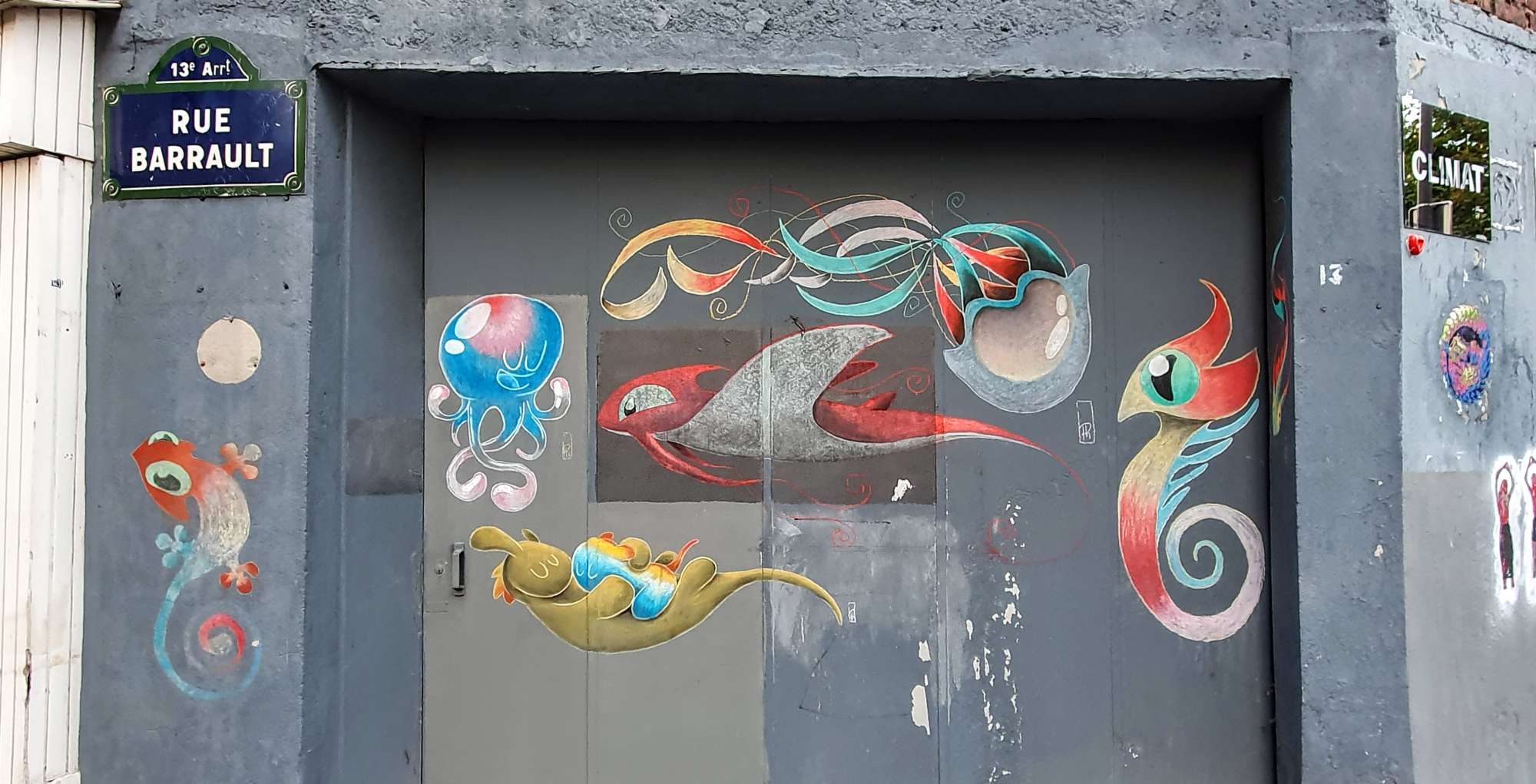 
								Street-art graffiti fresque 
								 
									13 Rue Barrault
									75013
									Paris
									France 
									Pat Finder
								Street-Art-Safari.com
								