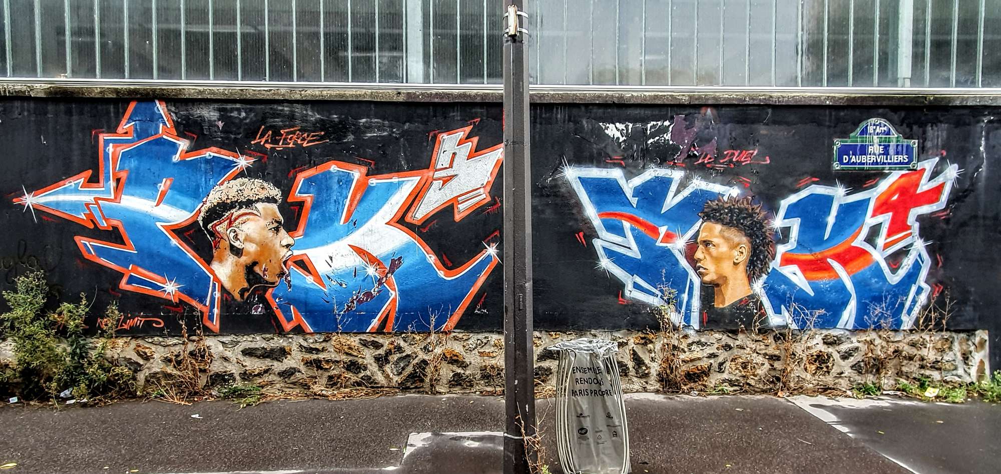 
								Street-art graffiti fresque 
								 
									154 Rue d'Aubervilliers
									75019
									Paris
									France 
									Pat Finder
								Street-Art-Safari.com
								