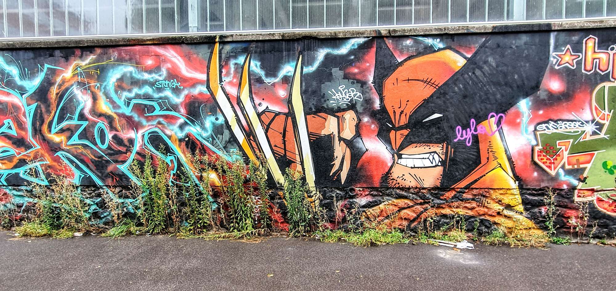 
								Street-art graffiti fresque 
								 
									154 Rue d'Aubervilliers
									75019
									Paris
									France 
									Pat Finder
								Street-Art-Safari.com
								