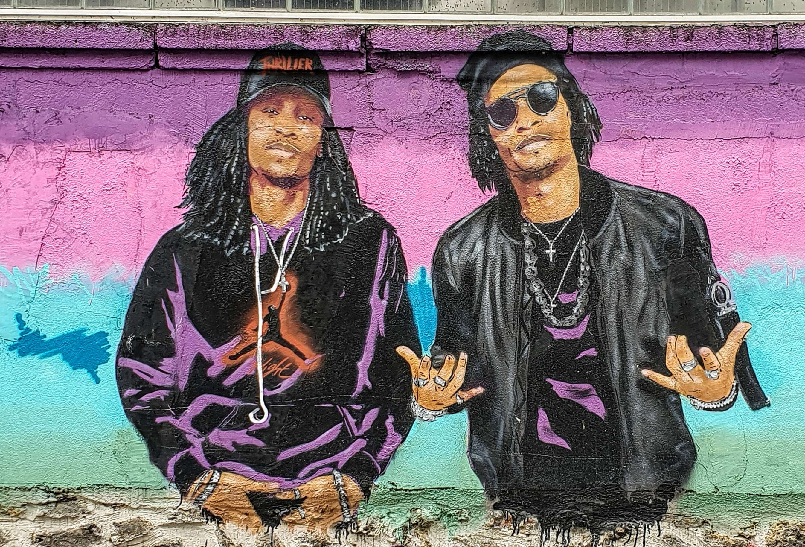 
								Street-art graffiti fresque 
								 
									97 Rue d'Aubervilliers
									75018
									Paris
									France 
									Pat Finder
								Street-Art-Safari.com
								