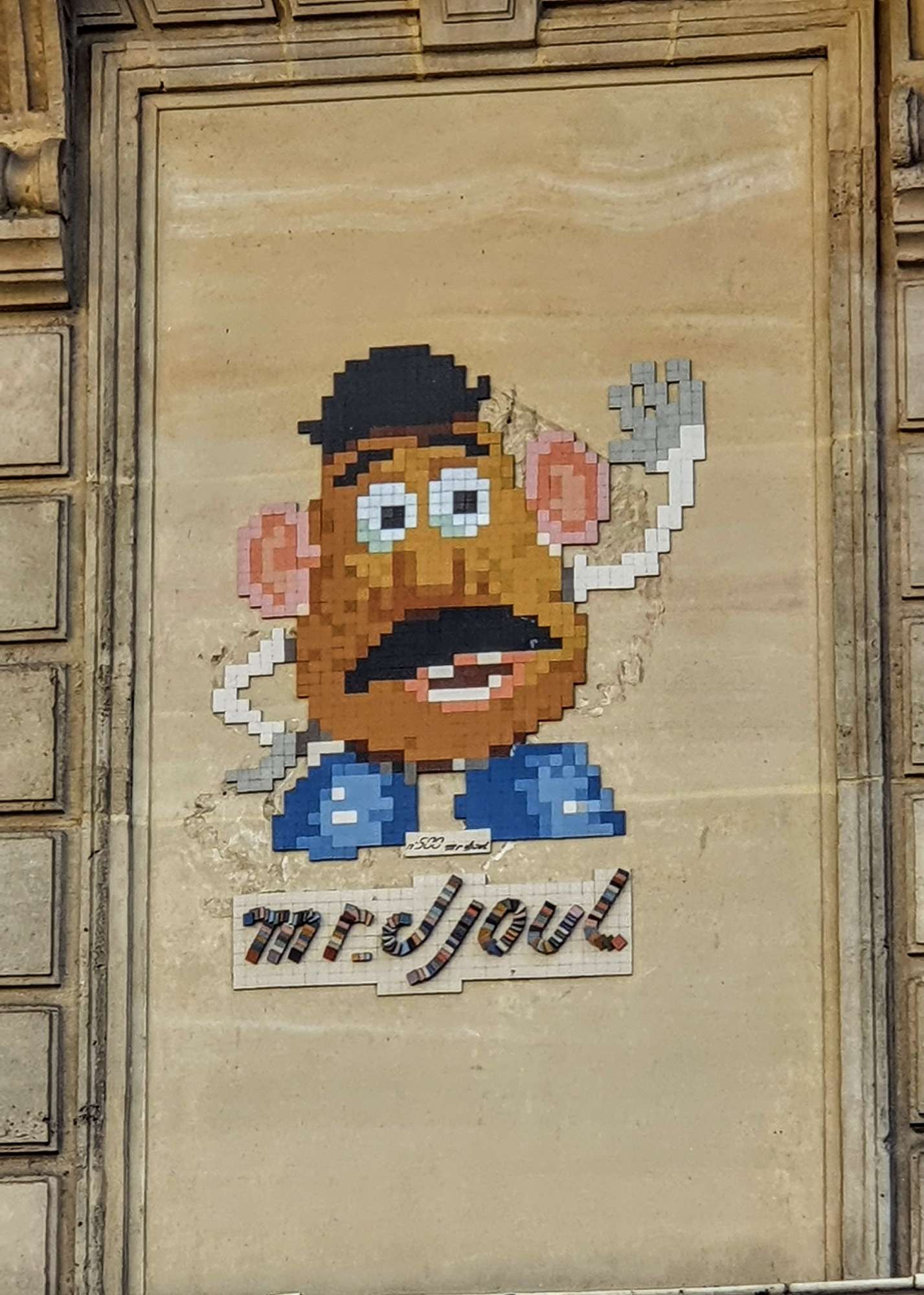 
								Street-art graffiti fresque 
								Djoul 
									70 Rue Oberkampf
									75011
									Paris
									France 
									Pat Finder
								Street-Art-Safari.com
								