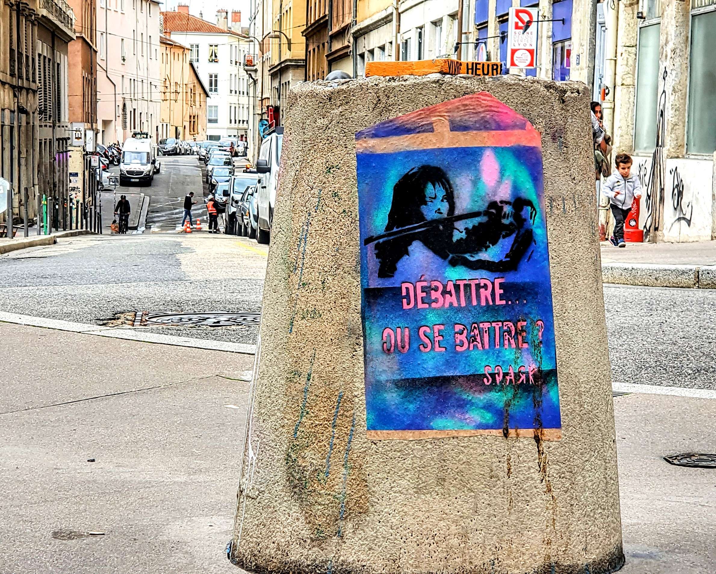 
								Street-art graffiti fresque 
								S.P.A.R.K. 
									3 Rue Camille Jordan
									69001
									Lyon
									France 
									Pat Finder
								Street-Art-Safari.com
								