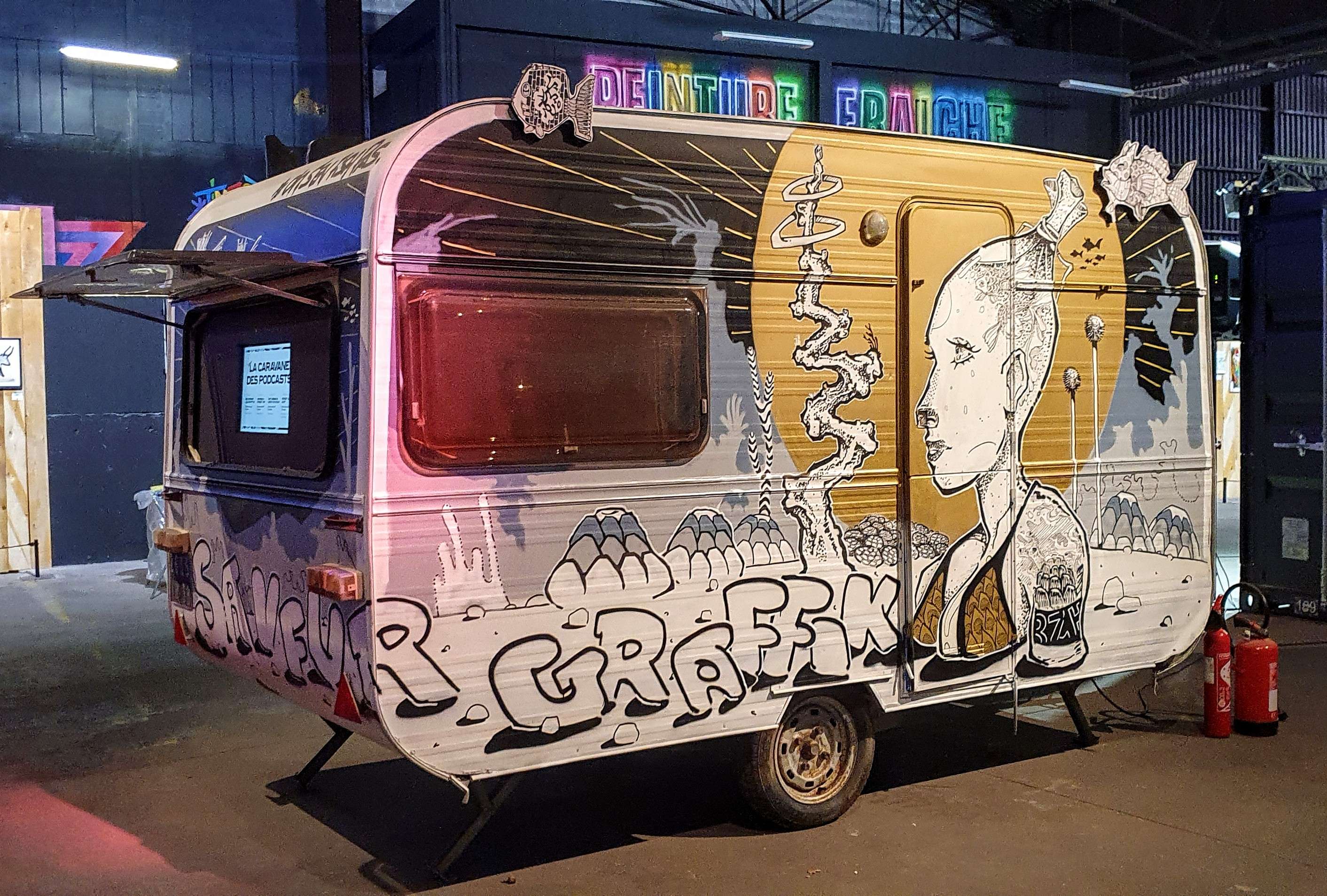 
								Street-art graffiti fresque 
								Saveur Graffik 
									43 Avenue Debourg
									69007
									Lyon
									France 
									Pat Finder
								Street-Art-Safari.com
								