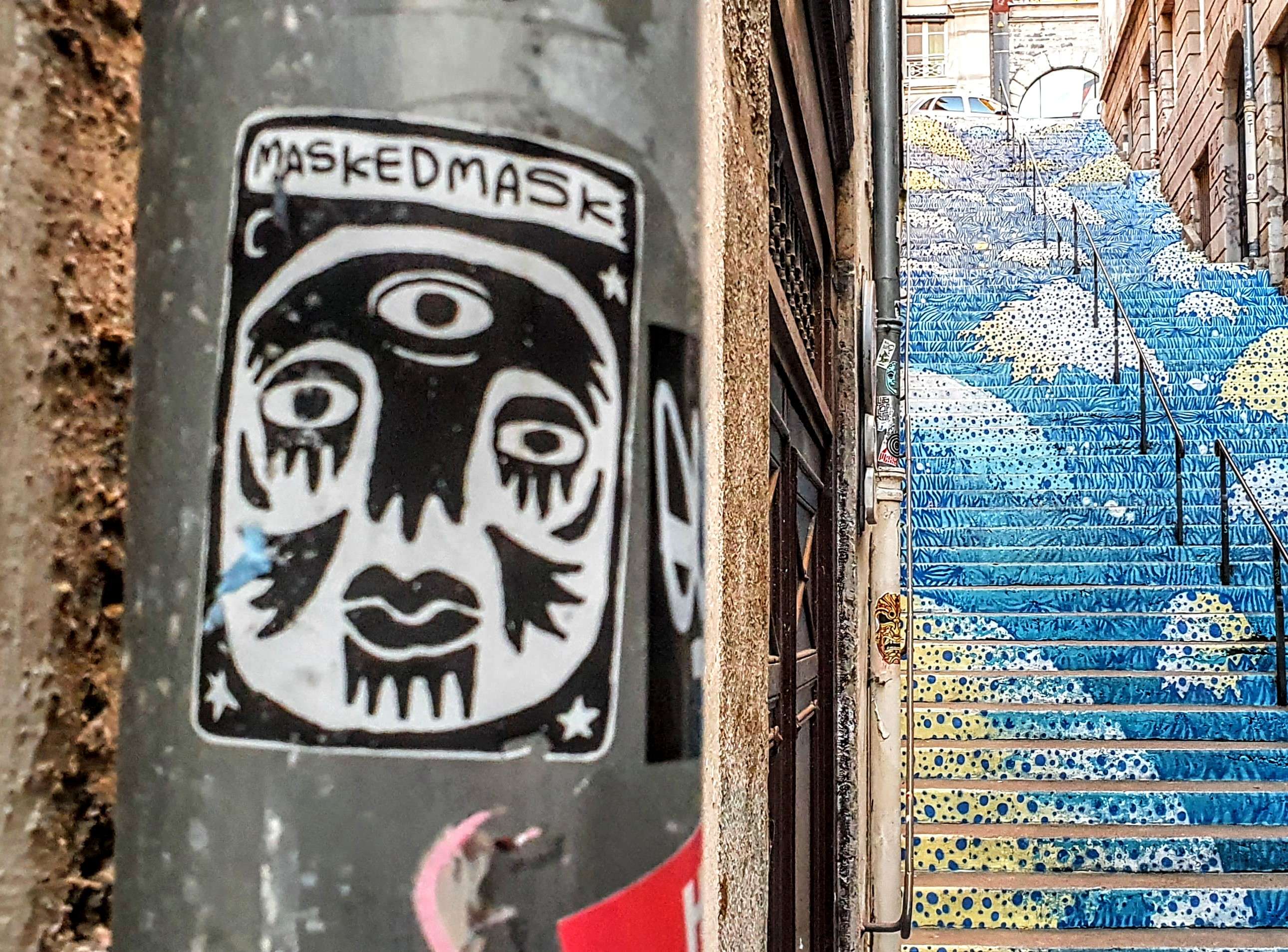 
								Street-art graffiti fresque 
								MaskedMask, Wenc 
									27B Passage Mermet
									69001
									Lyon
									France 
									Pat Finder
								Street-Art-Safari.com
								