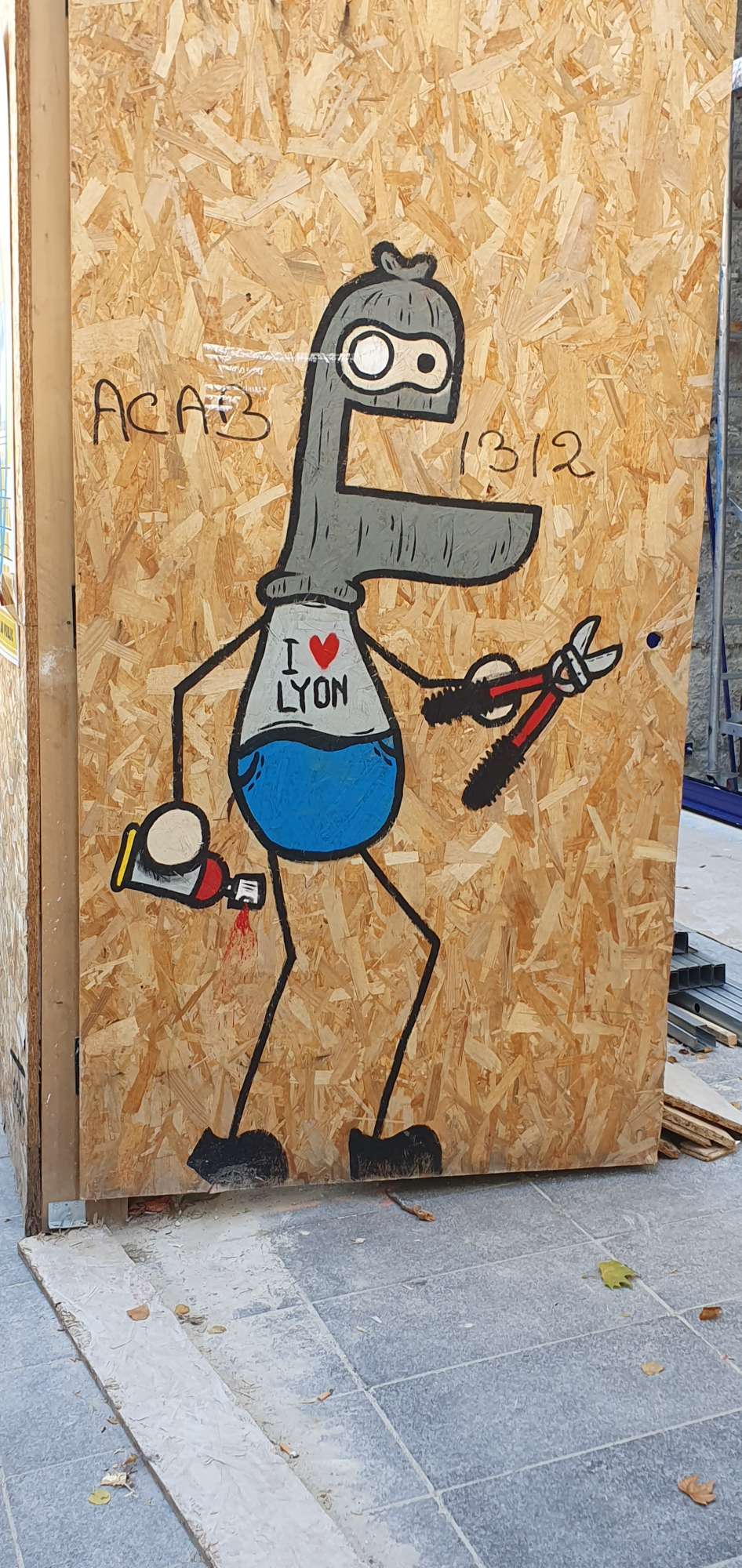 
								Street-art graffiti fresque 
								Toctoc 
									44 Place de la R&eacute;publique
									69002
									Lyon
									France 
									Pat Finder
								Street-Art-Safari.com
								