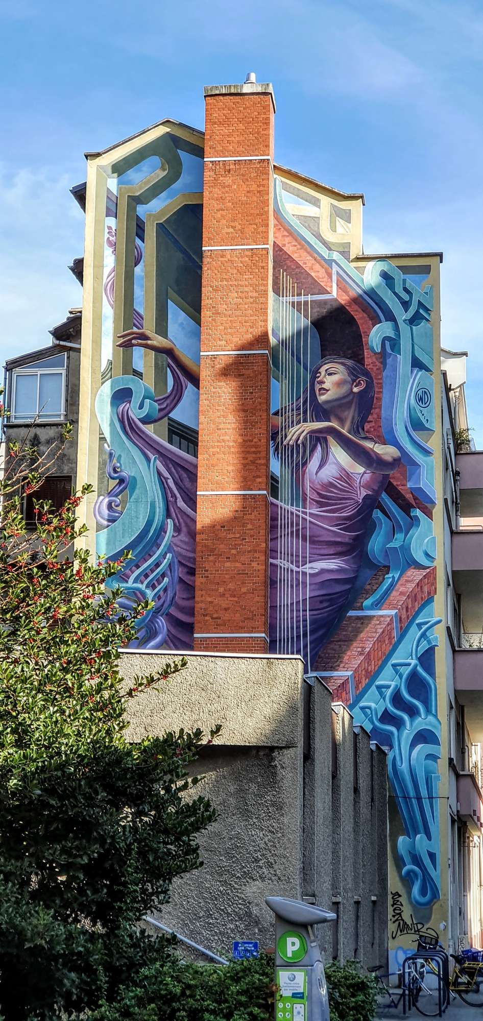 
								Street-art graffiti fresque 
								 
									3 Rue Abb&eacute; Barral
									38000
									Grenoble
									France 
									Pat Finder
								Street-Art-Safari.com
								