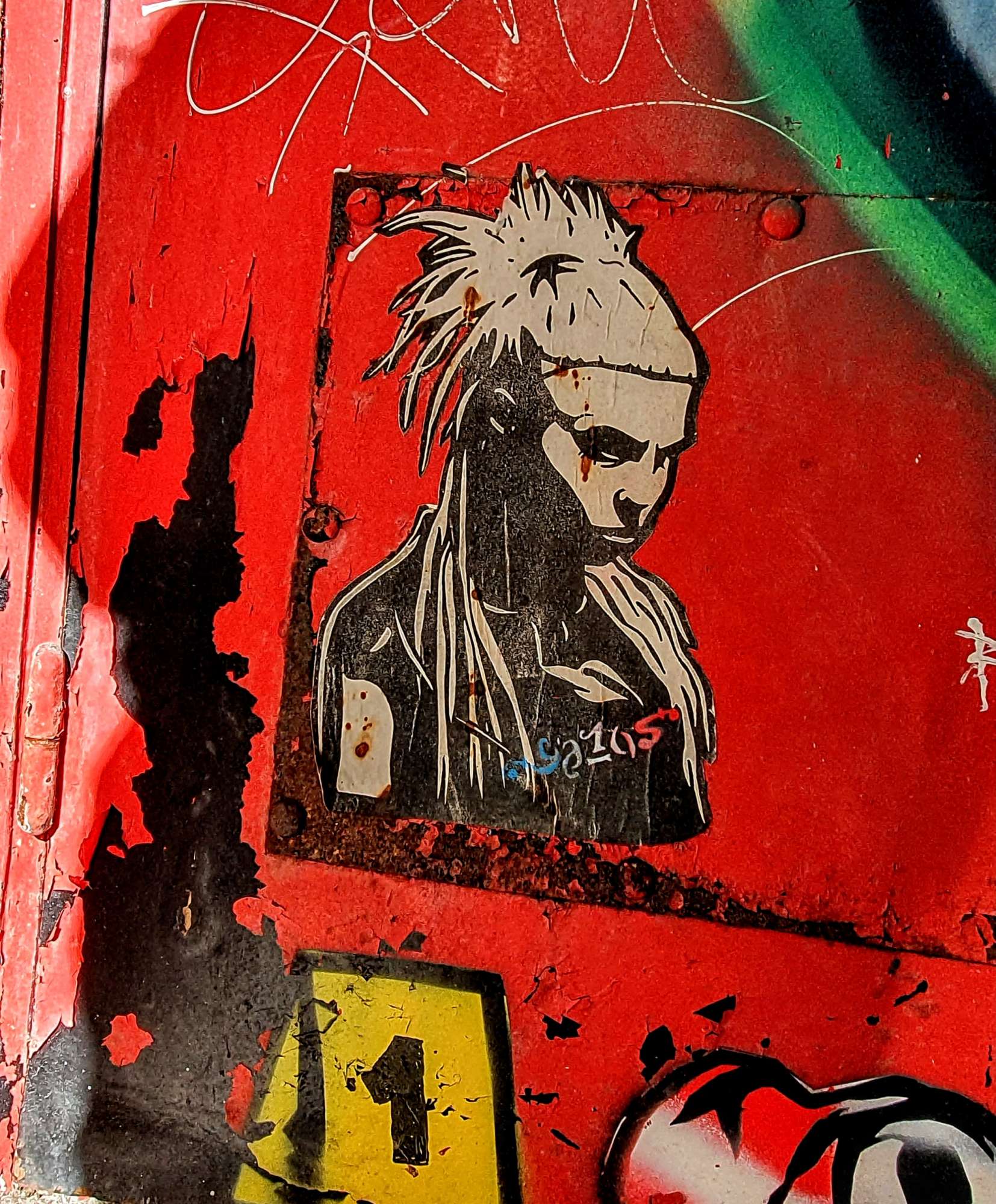 
								Street-art graffiti fresque 
								 
									10 Rue Genissieu
									38000
									Grenoble
									France 
									Pat Finder
								Street-Art-Safari.com
								