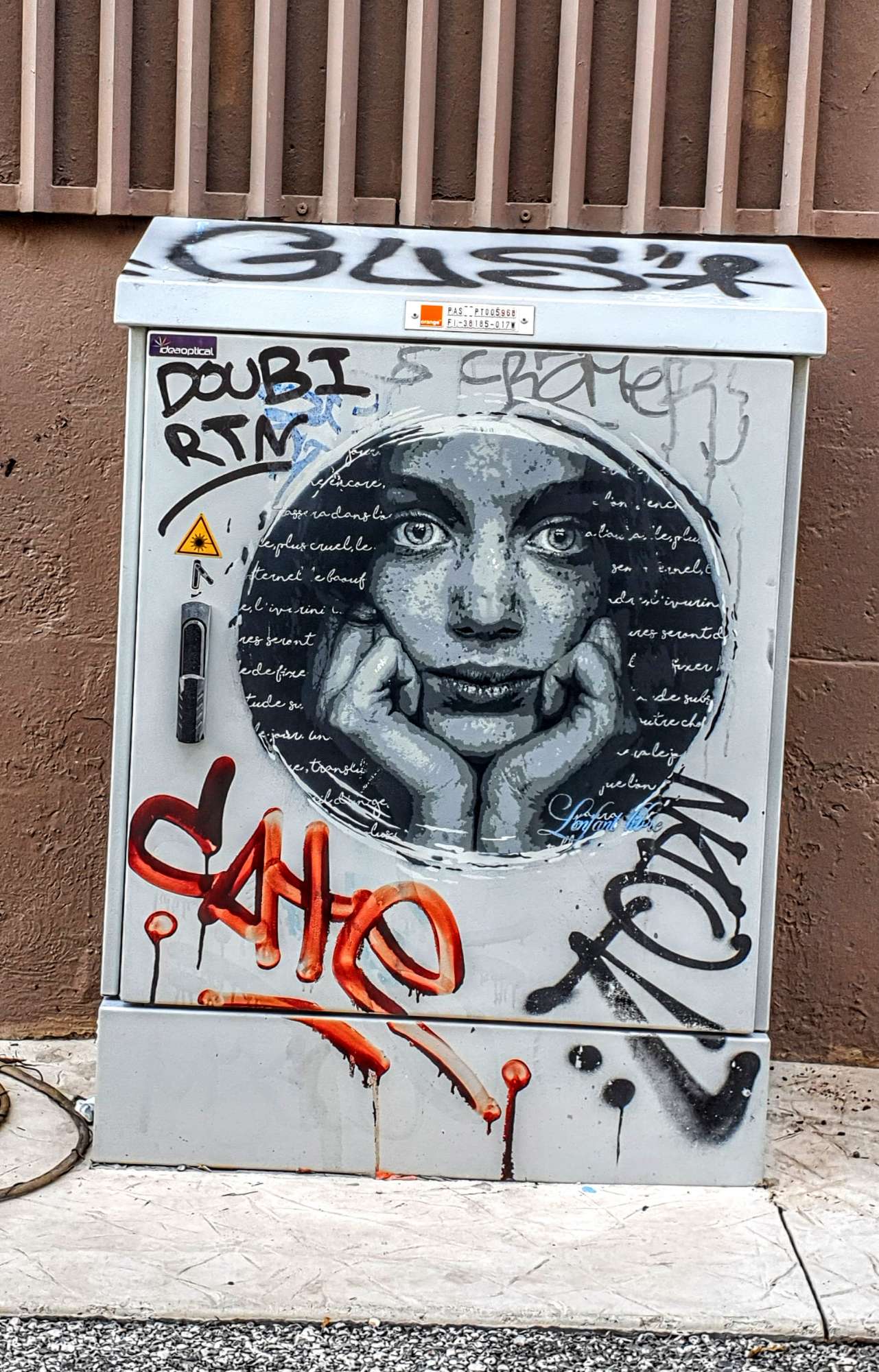 
								Street-art graffiti fresque 
								L'enfant libre 
									20 Rue Guetal
									38000
									Grenoble
									France 
									Pat Finder
								Street-Art-Safari.com
								