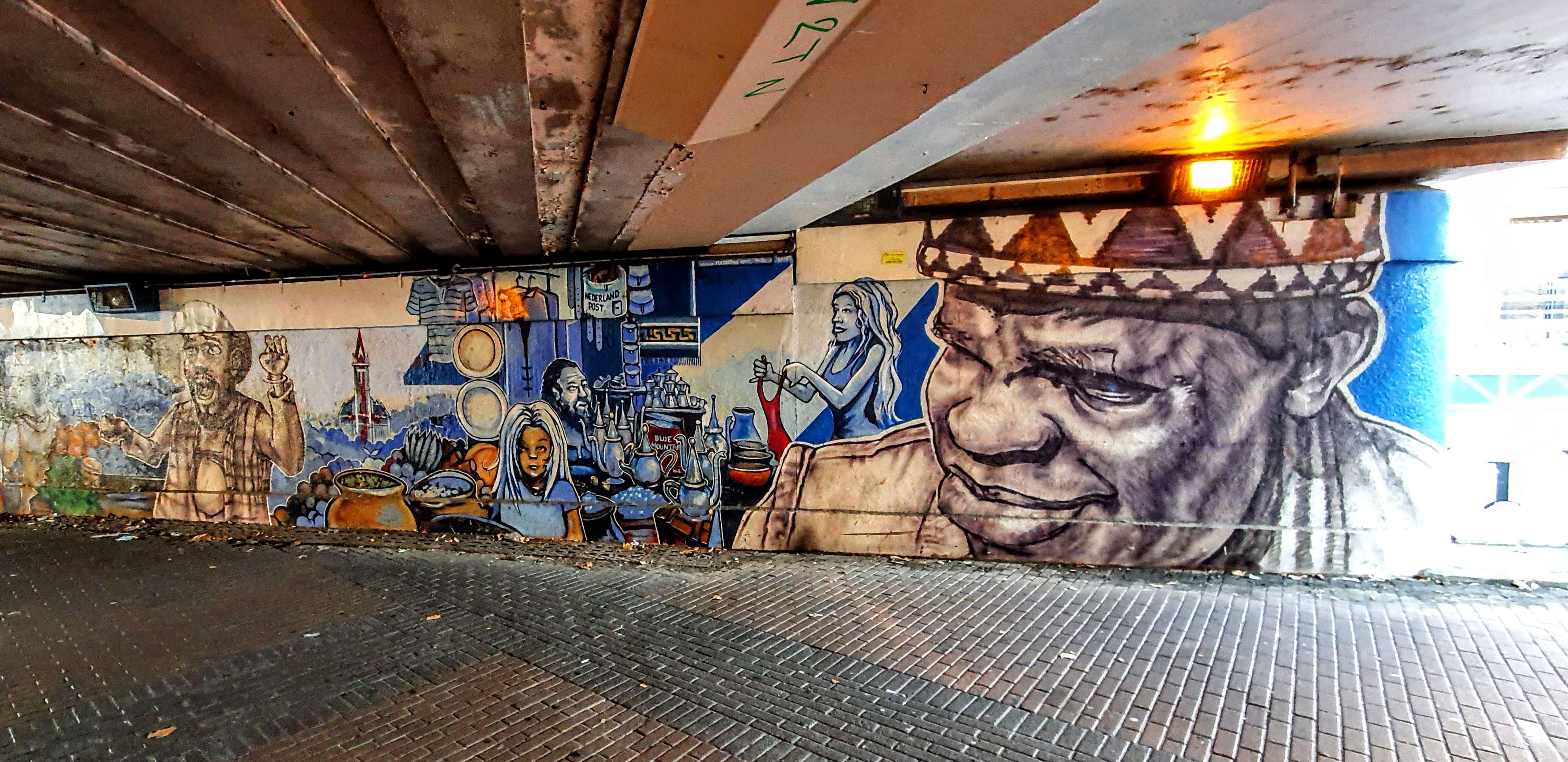 
								Street-art graffiti fresque 
								Dire 132 
									59 Cours Berriat
									38000
									Grenoble
									France 
									Pat Finder
								Street-Art-Safari.com
								